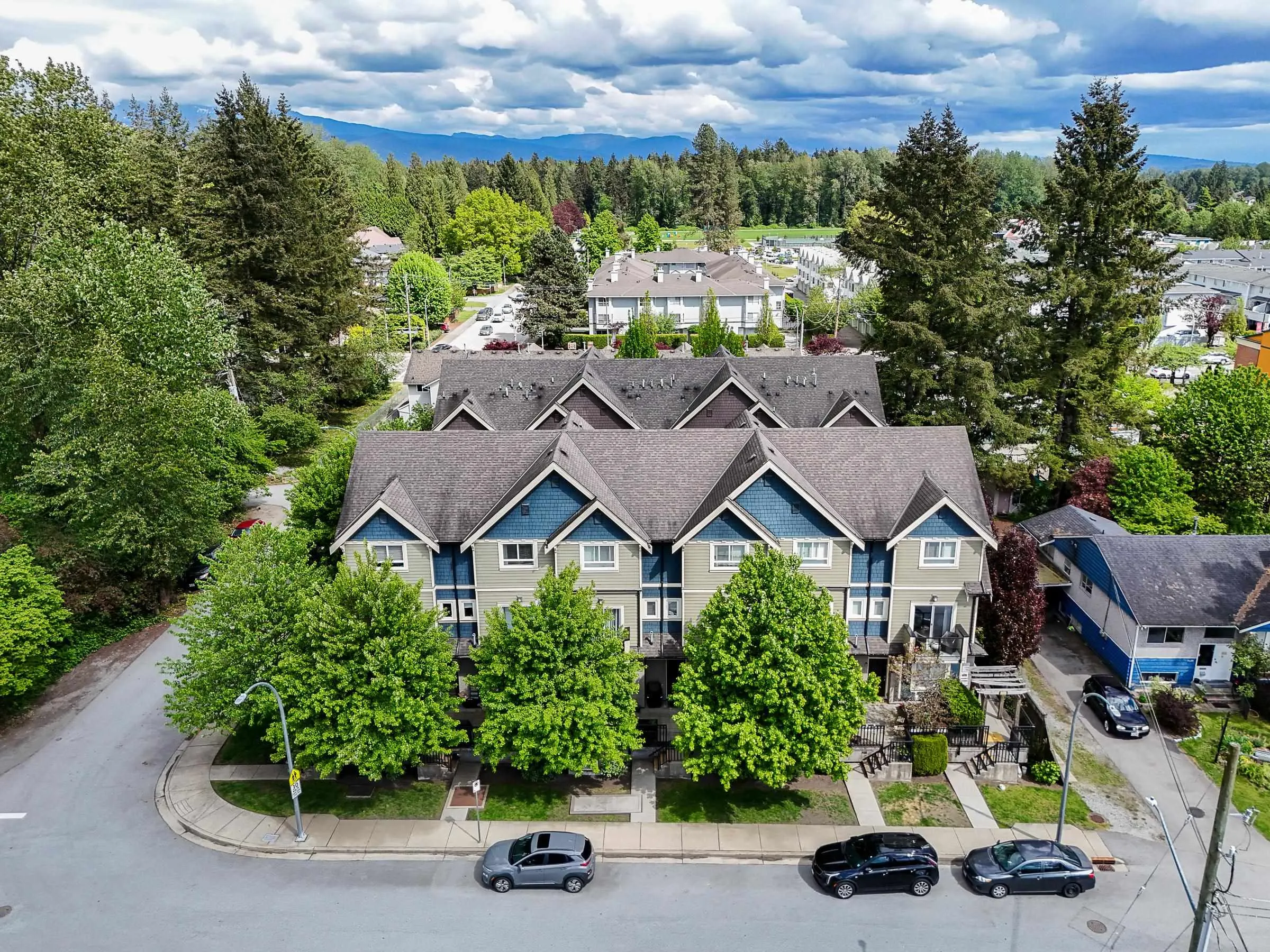 201 3488 Sefton Street