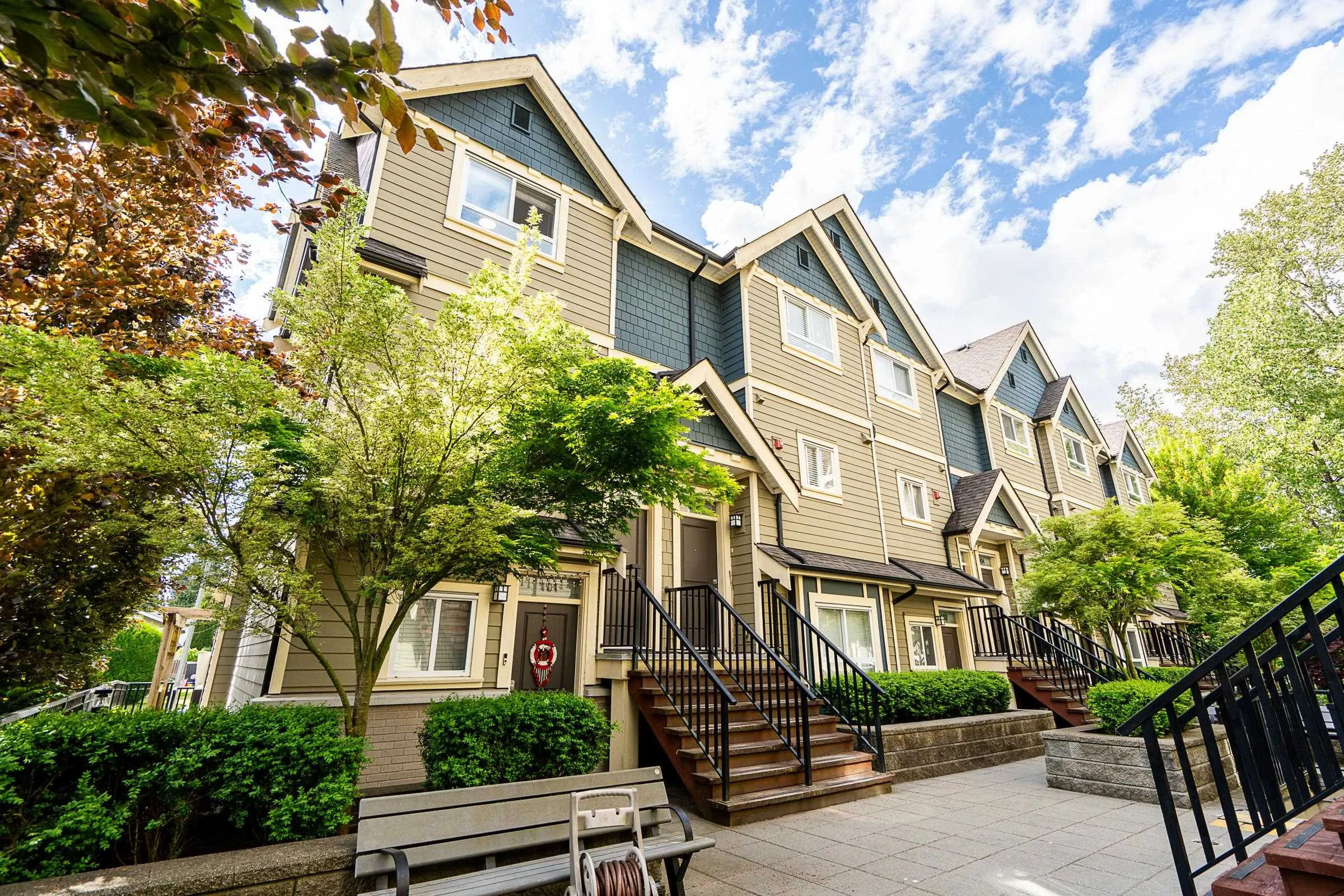 201 3488 Sefton Street