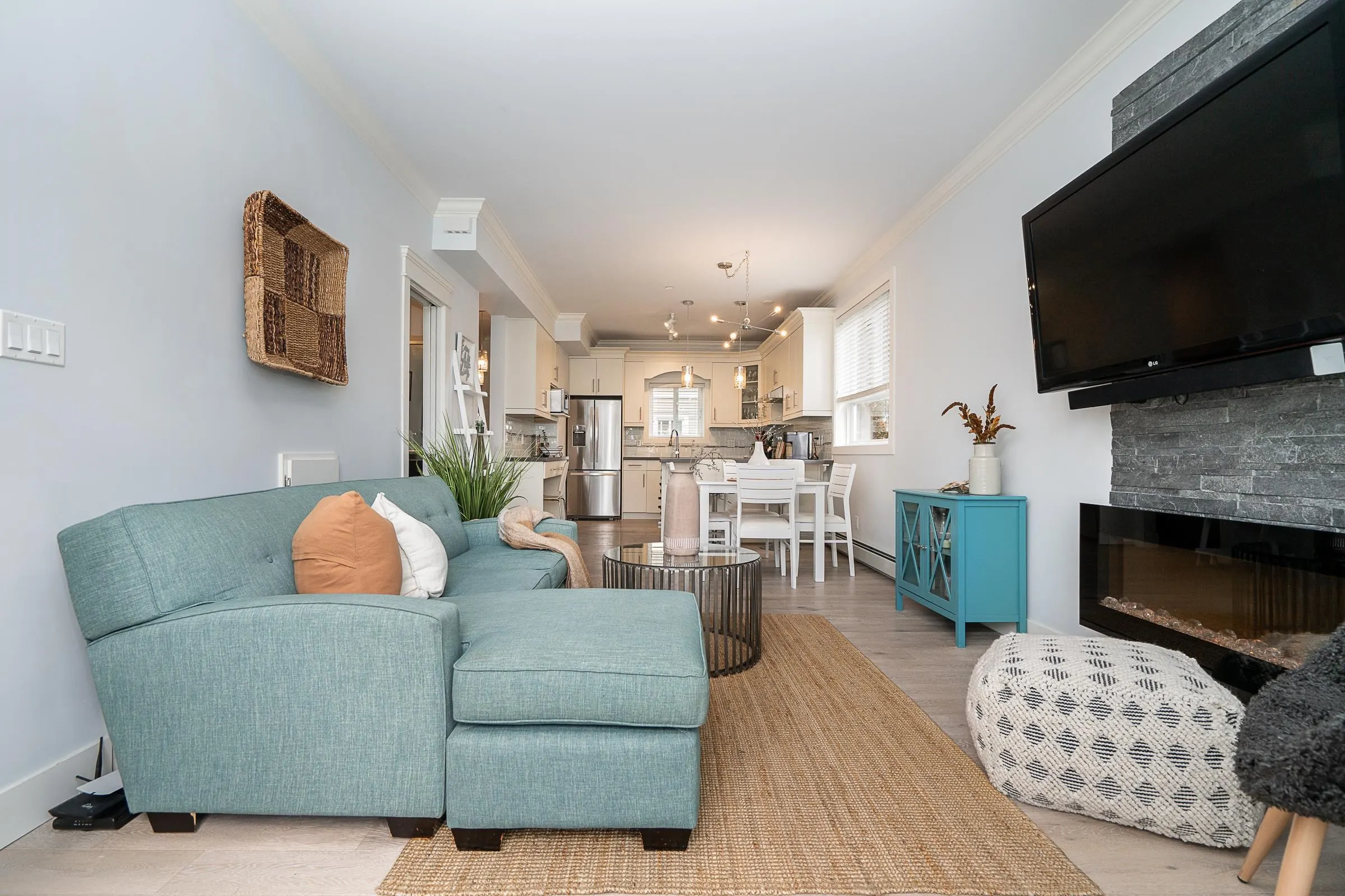 201 3488 Sefton Street