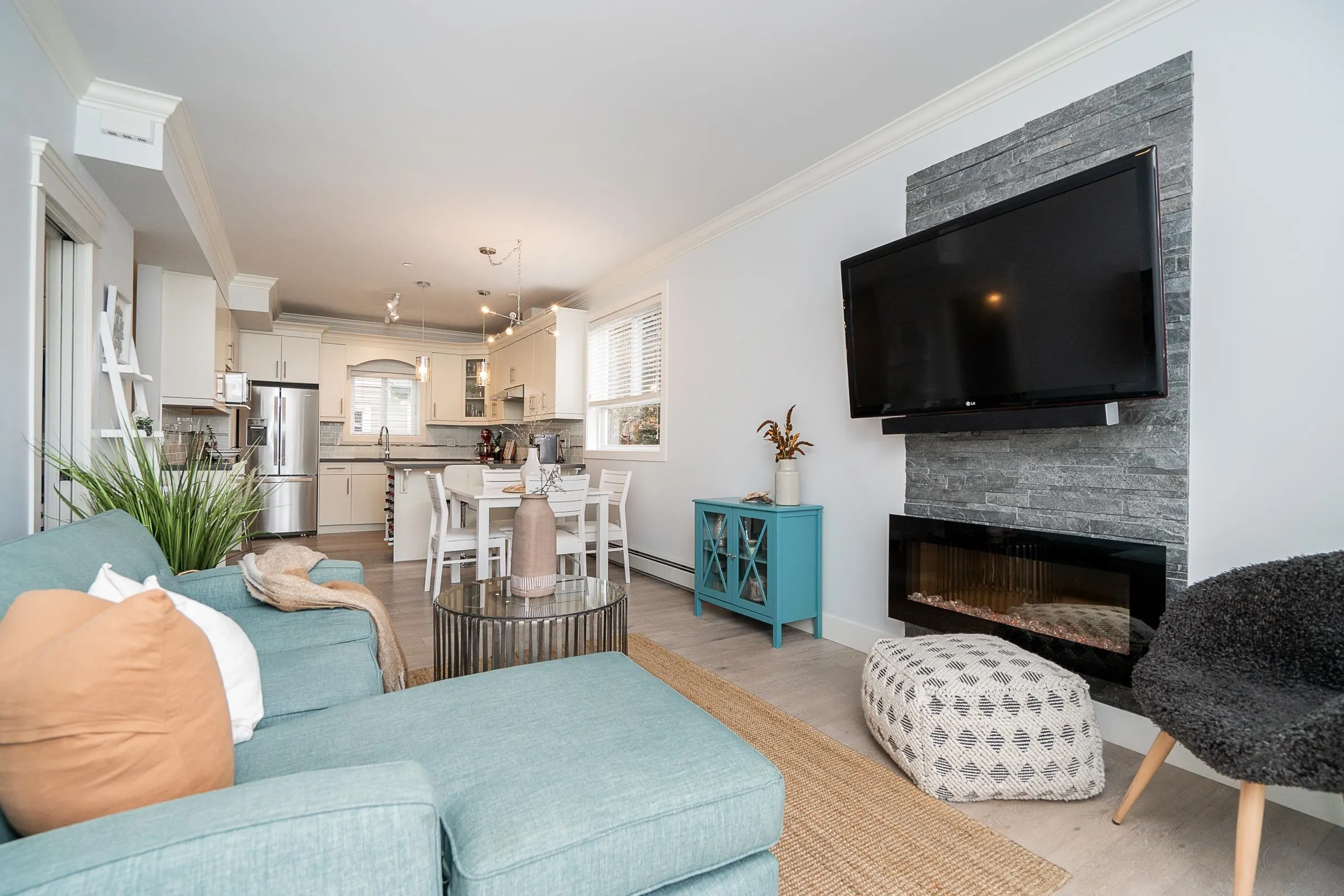 201 3488 Sefton Street