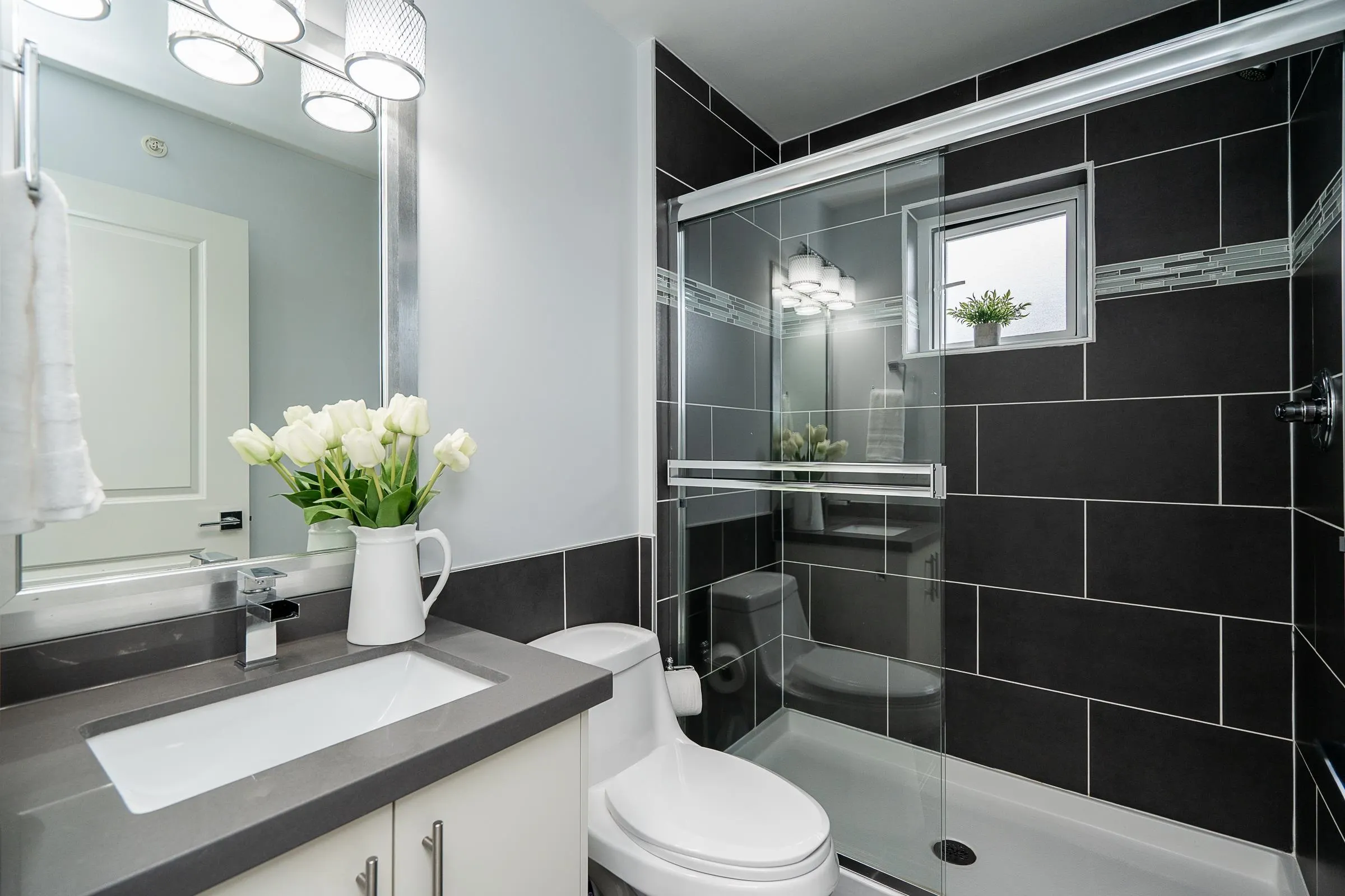 201 3488 Sefton Street