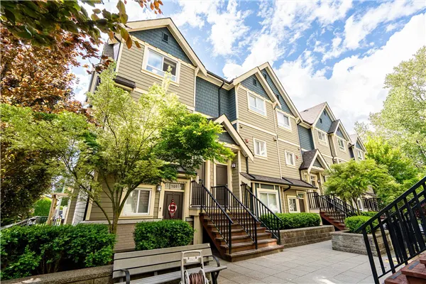 201 3488 Sefton Street