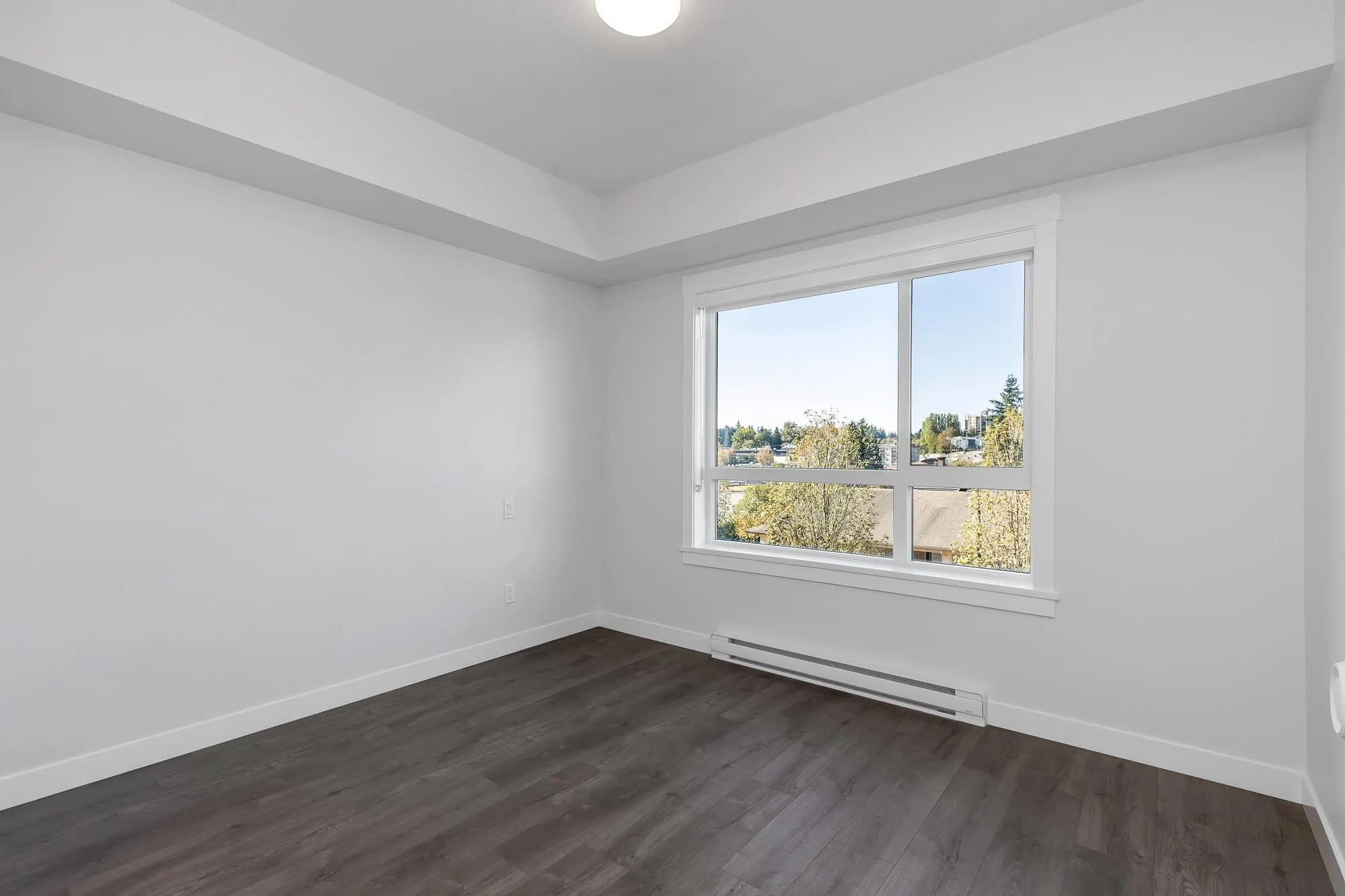 304 33886 Pine Street