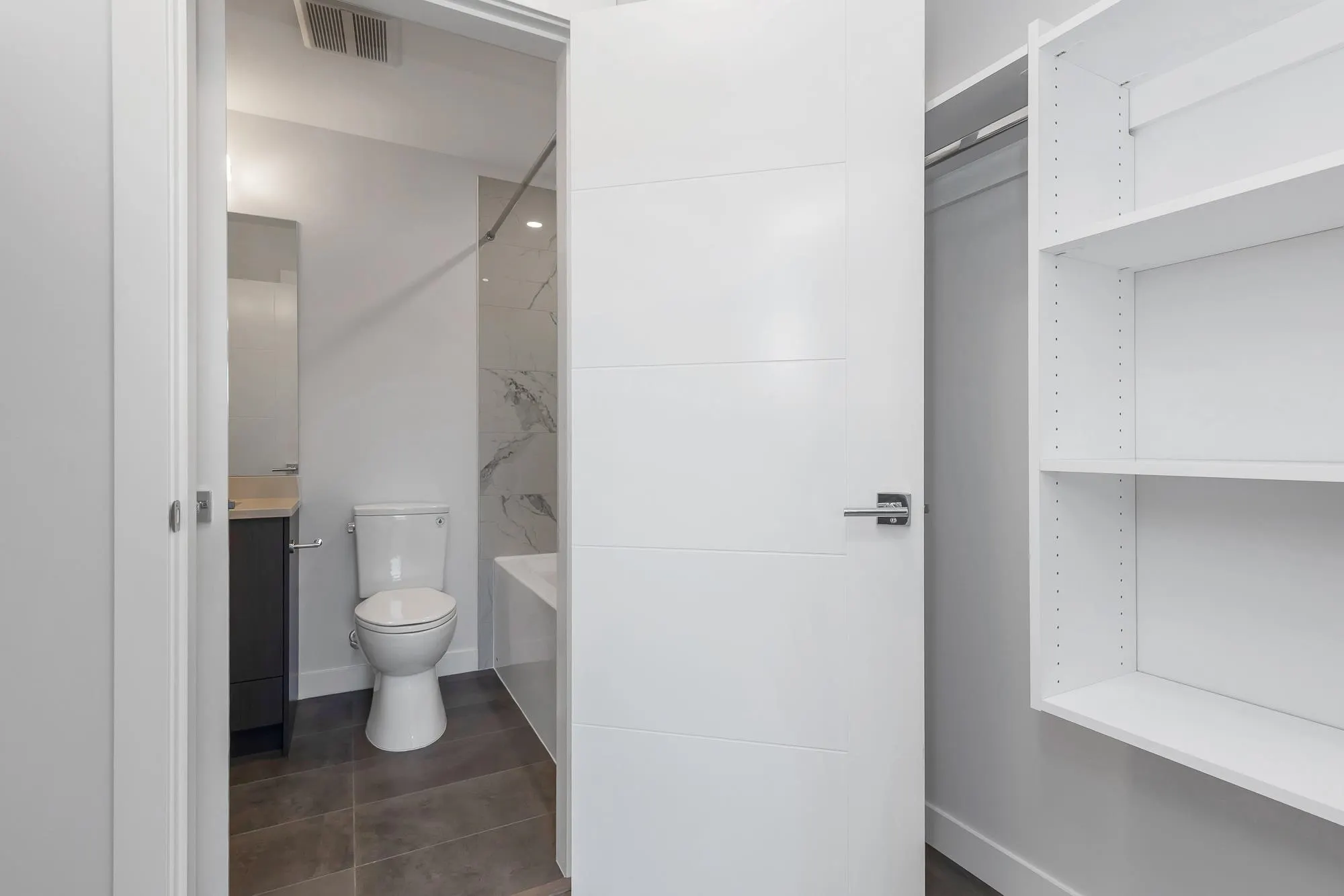 304 33886 Pine Street