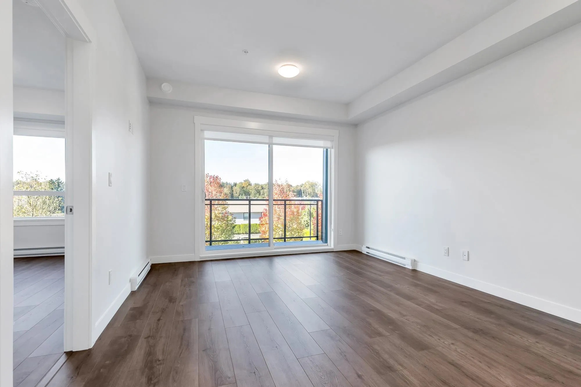 304 33886 Pine Street