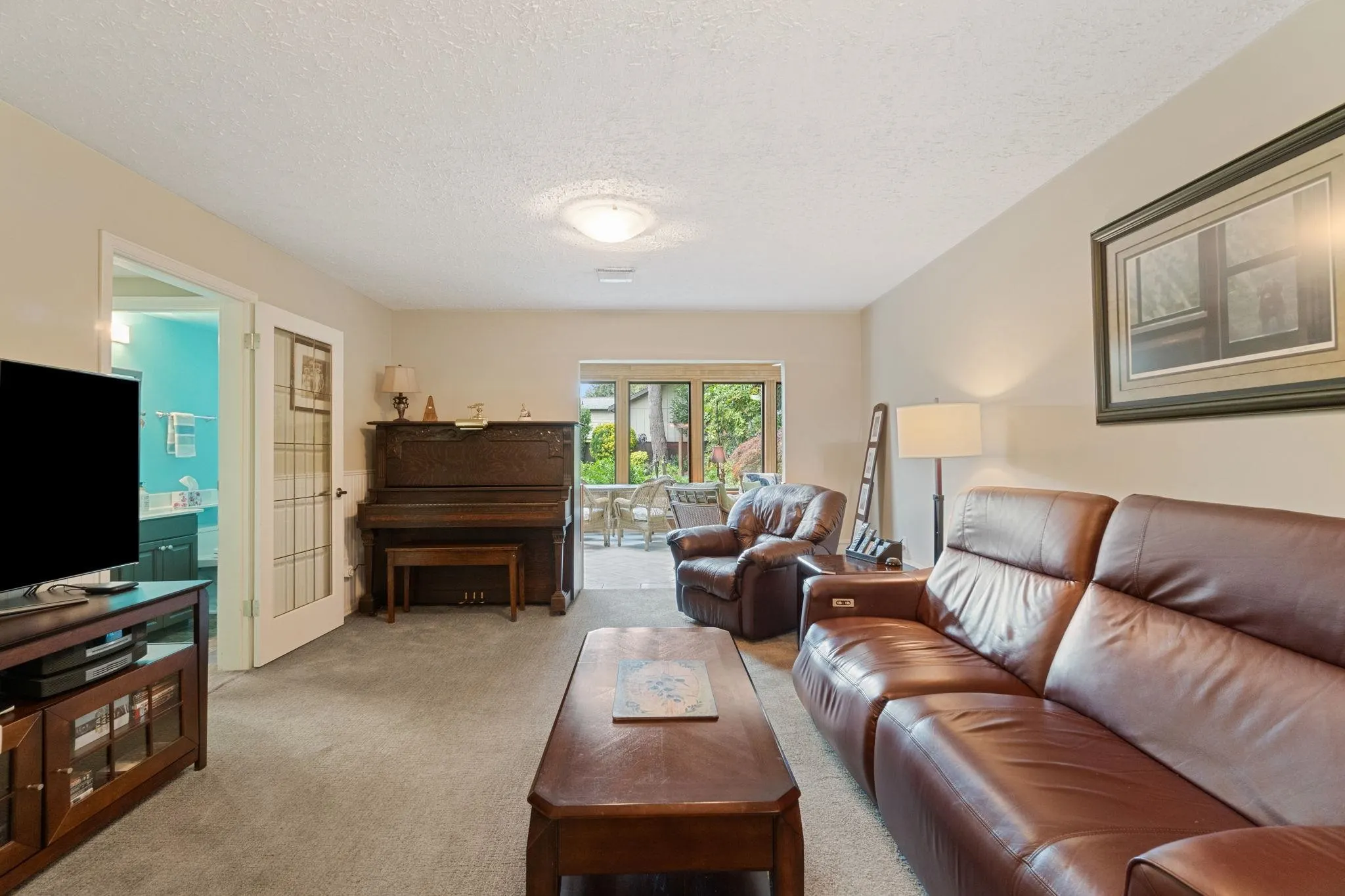 20193 43a Avenue