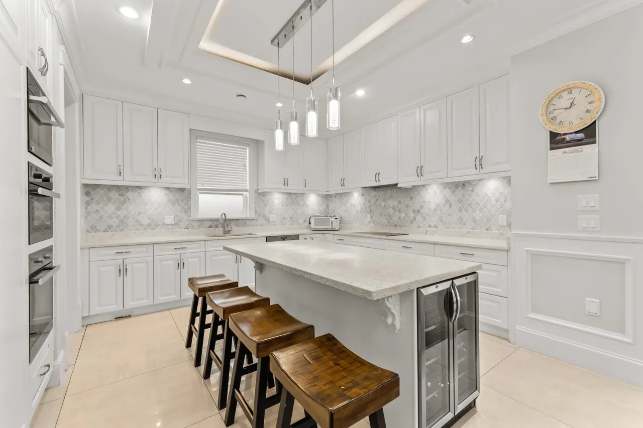 6360 Steele Court