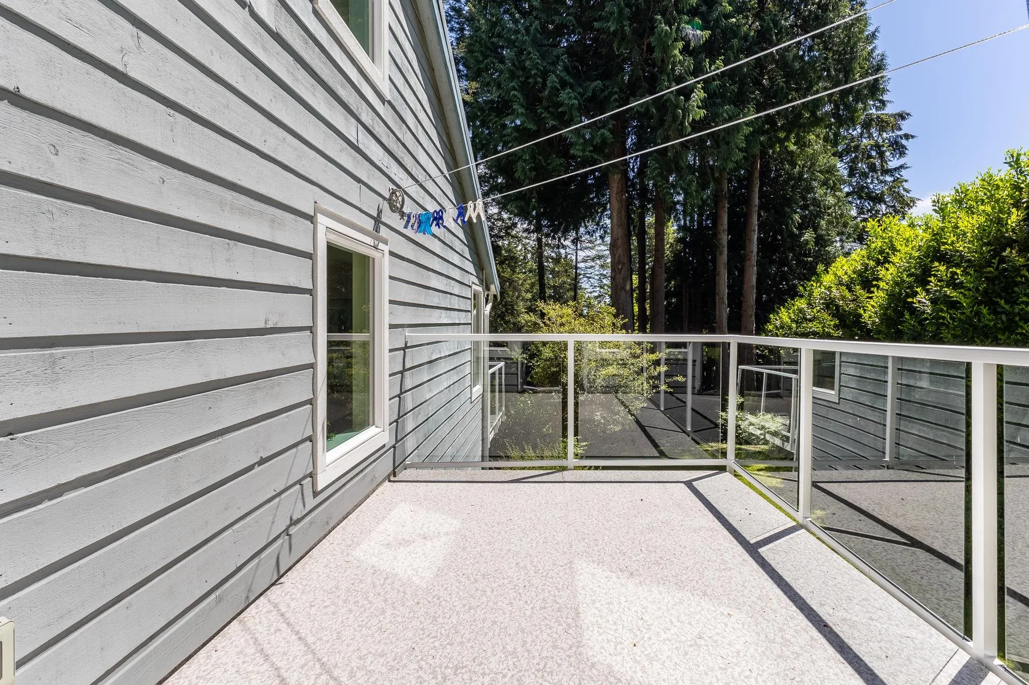 914 Gower Point Road
