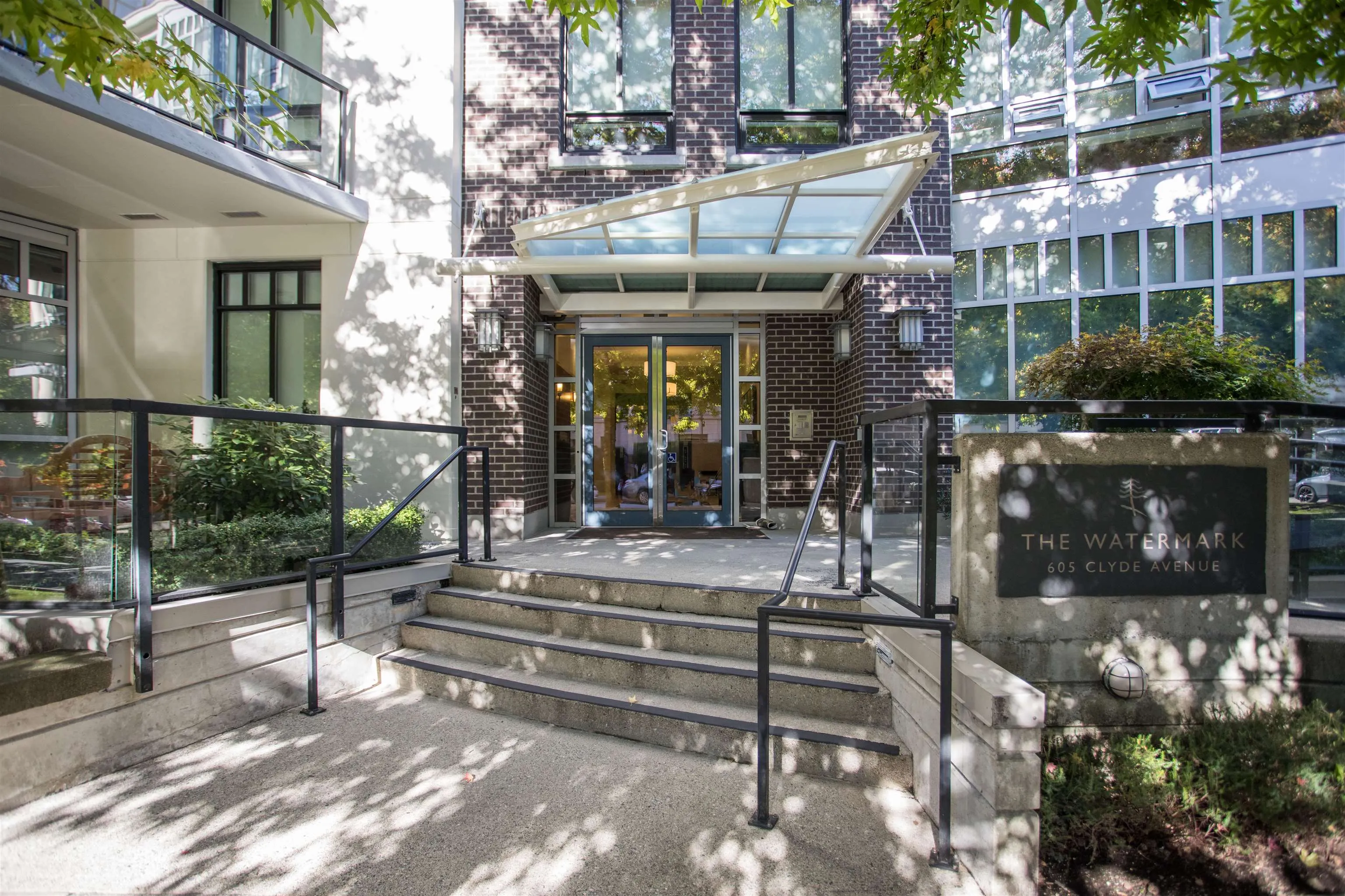 301 605 Clyde Avenue