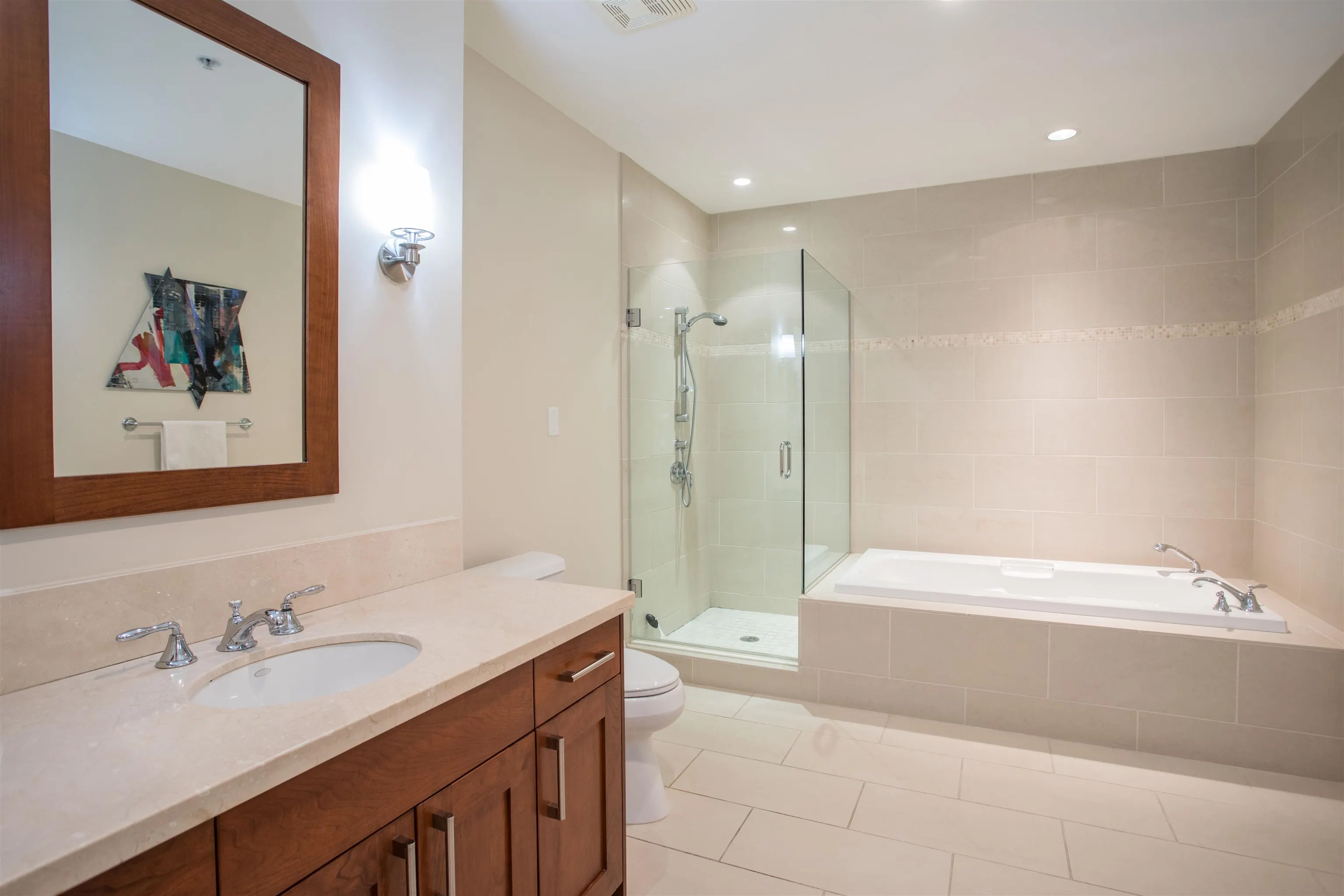 301 605 Clyde Avenue