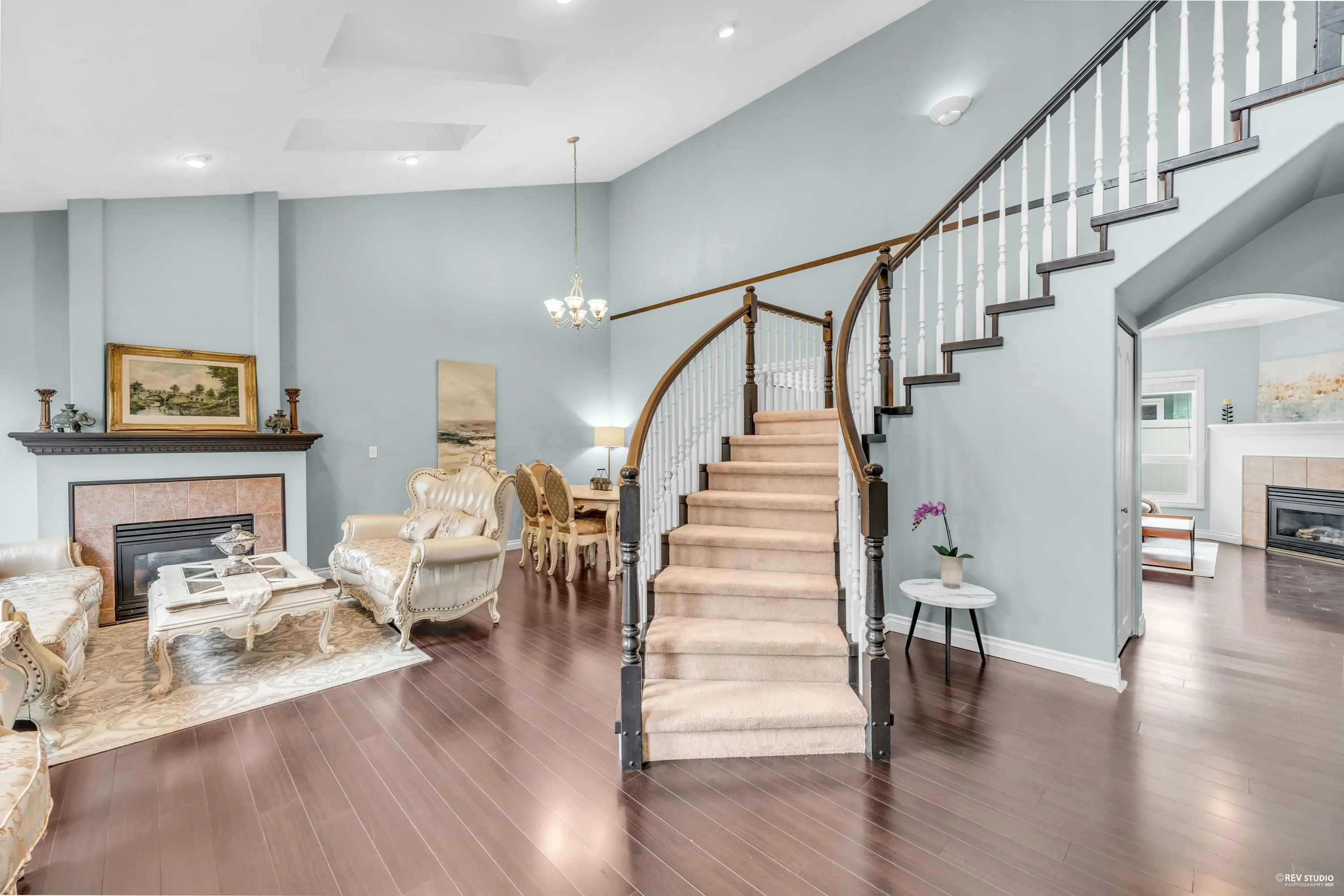 6833 Barnard Drive