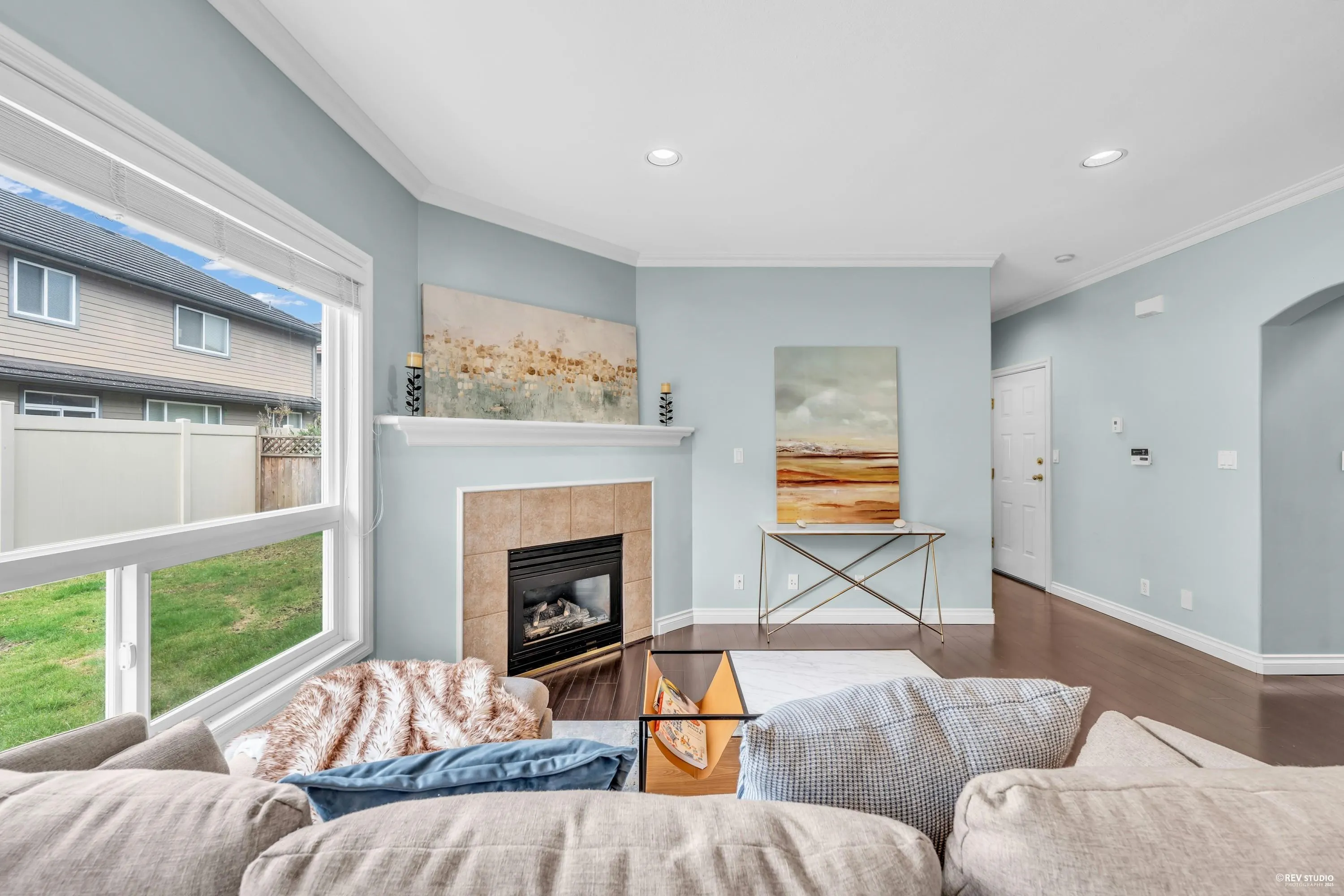 6833 Barnard Drive