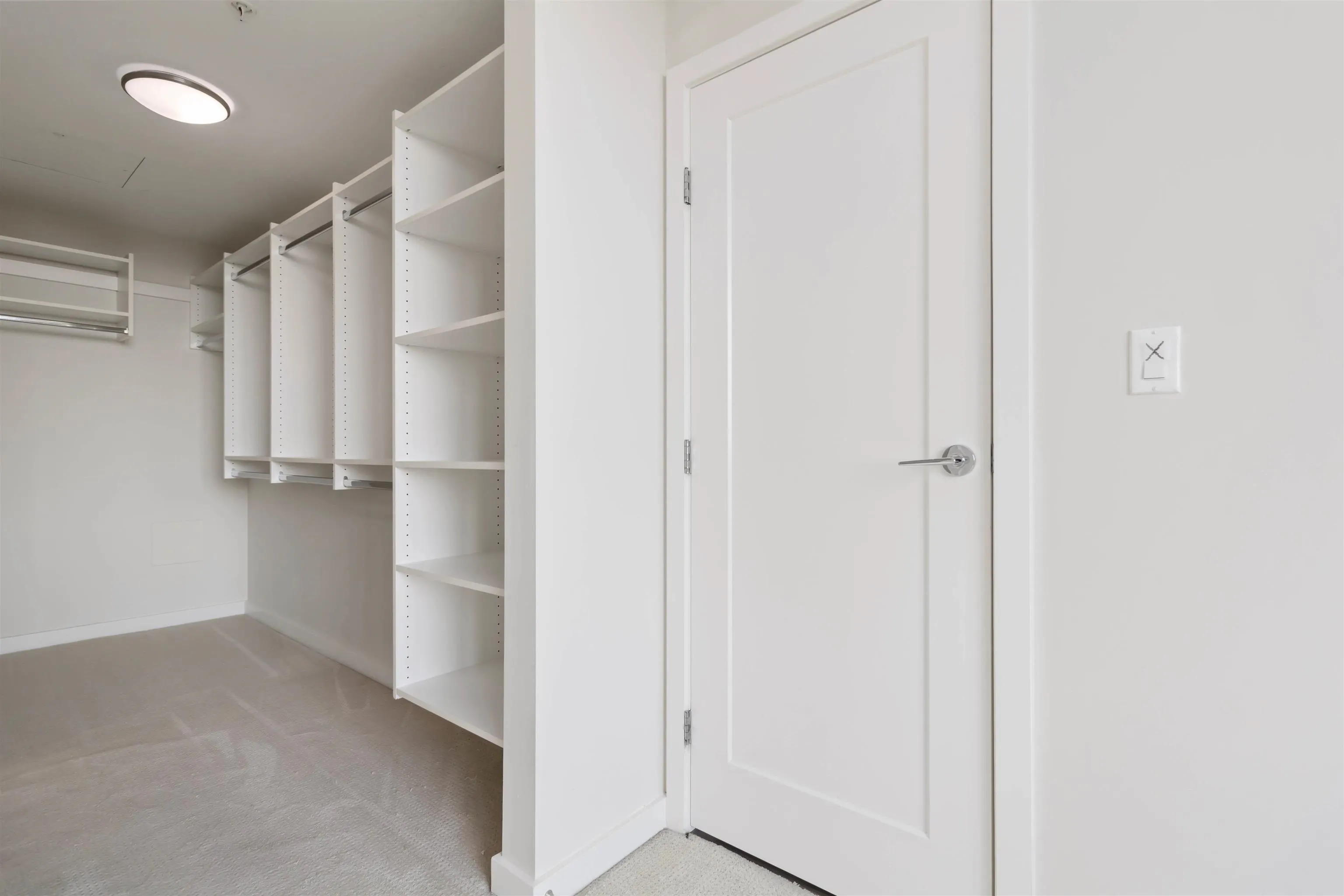 1507 8688 Hazelbridge Way