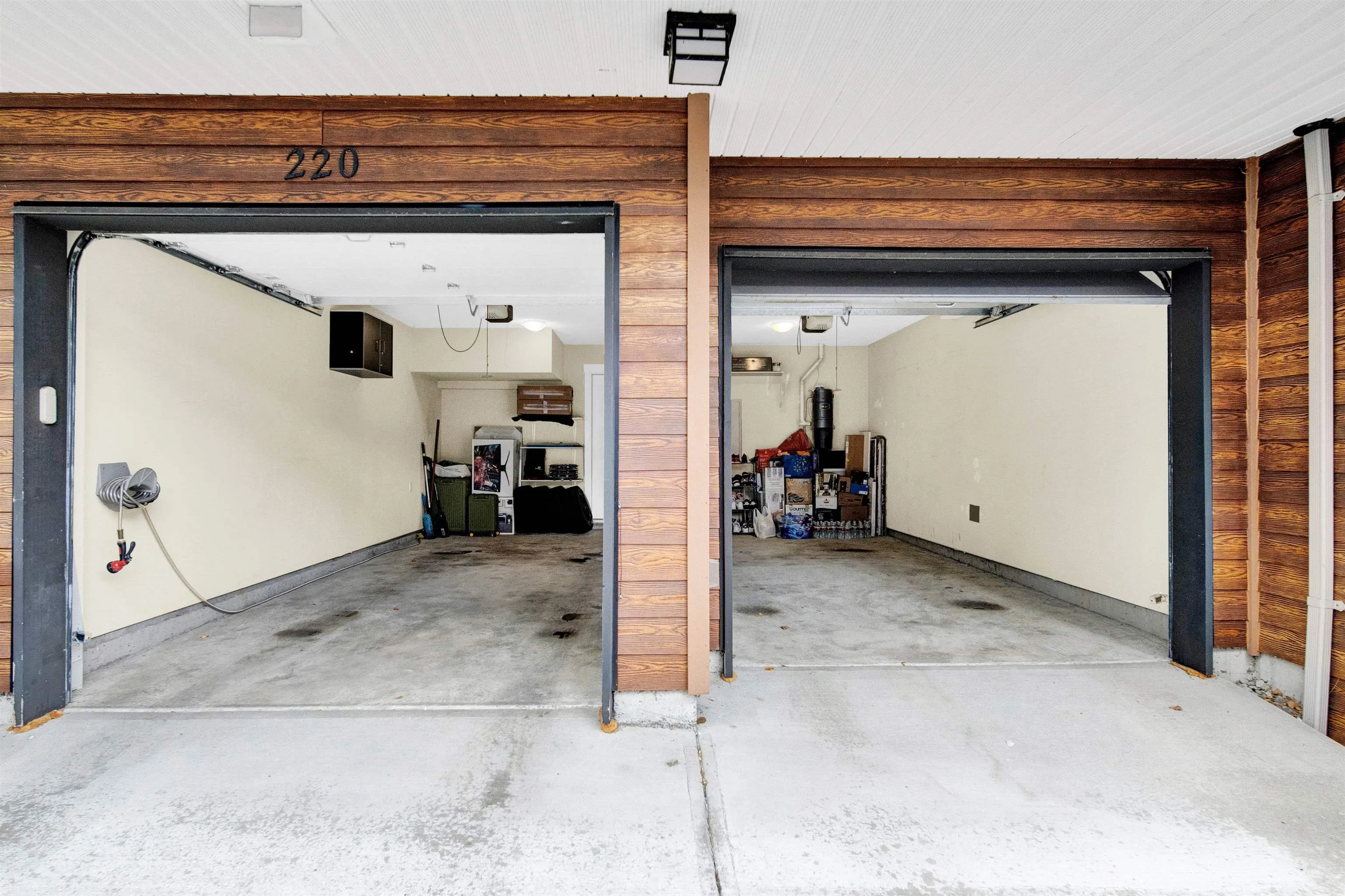 220 16488 64 Avenue