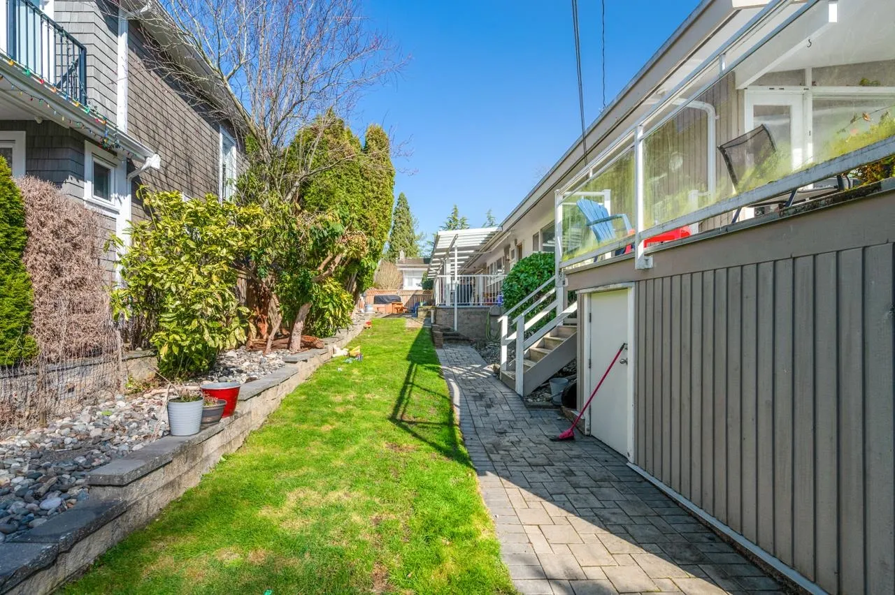 1501 High Street