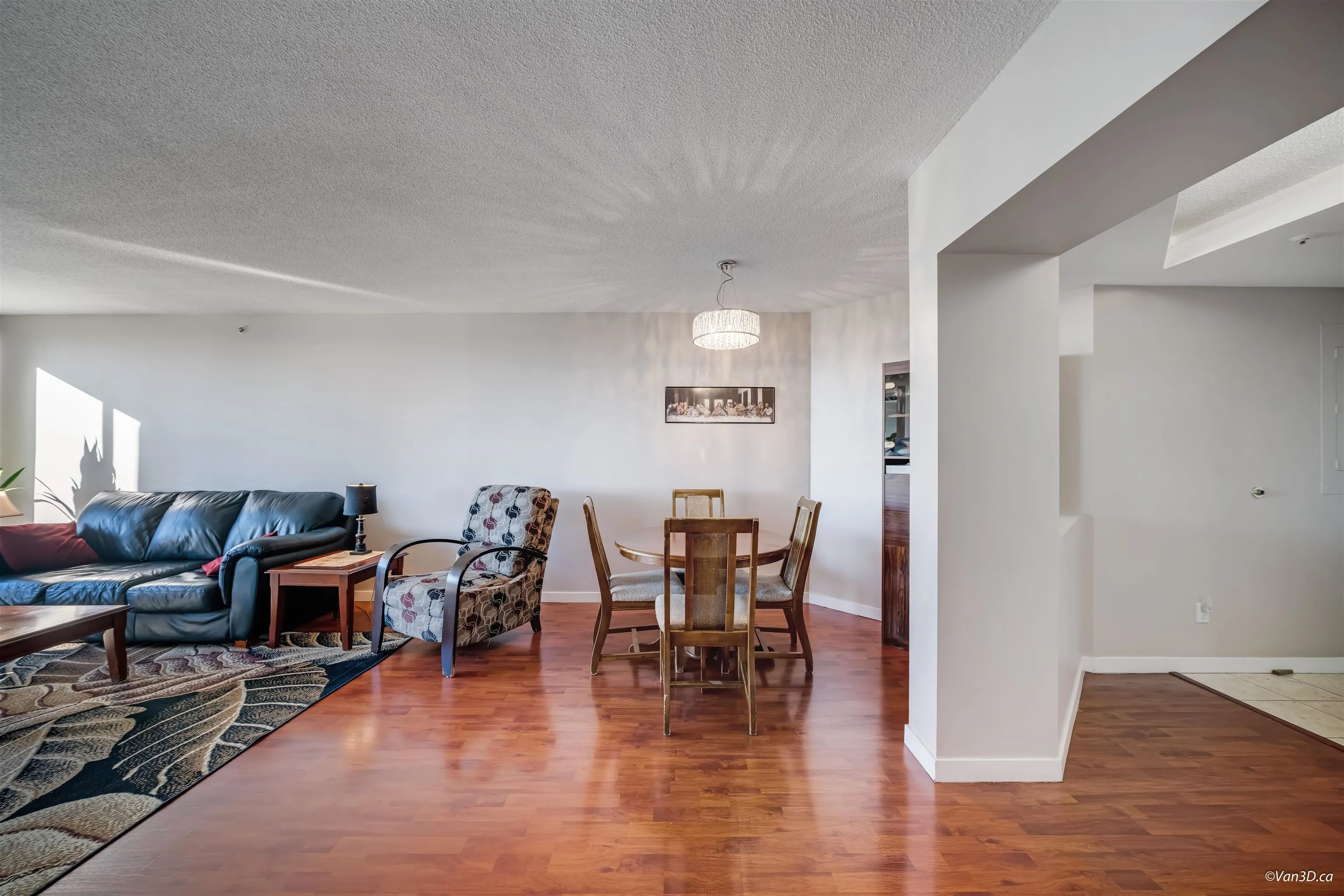 904 13383 108 Avenue