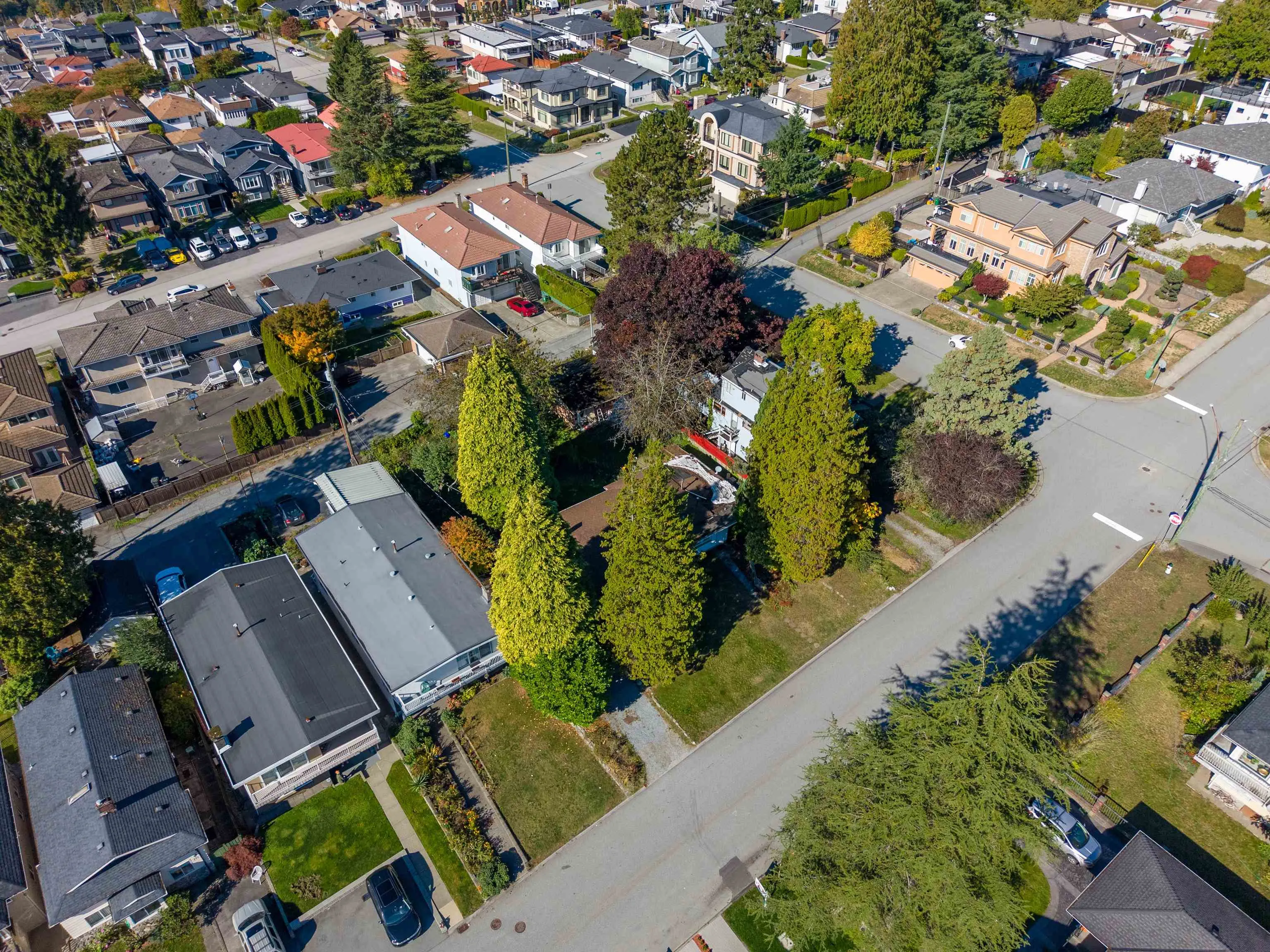 123 N Grosvenor Avenue