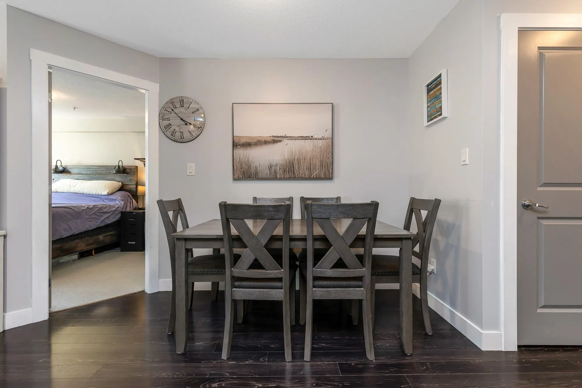 305 2038 Sandalwood Crescent