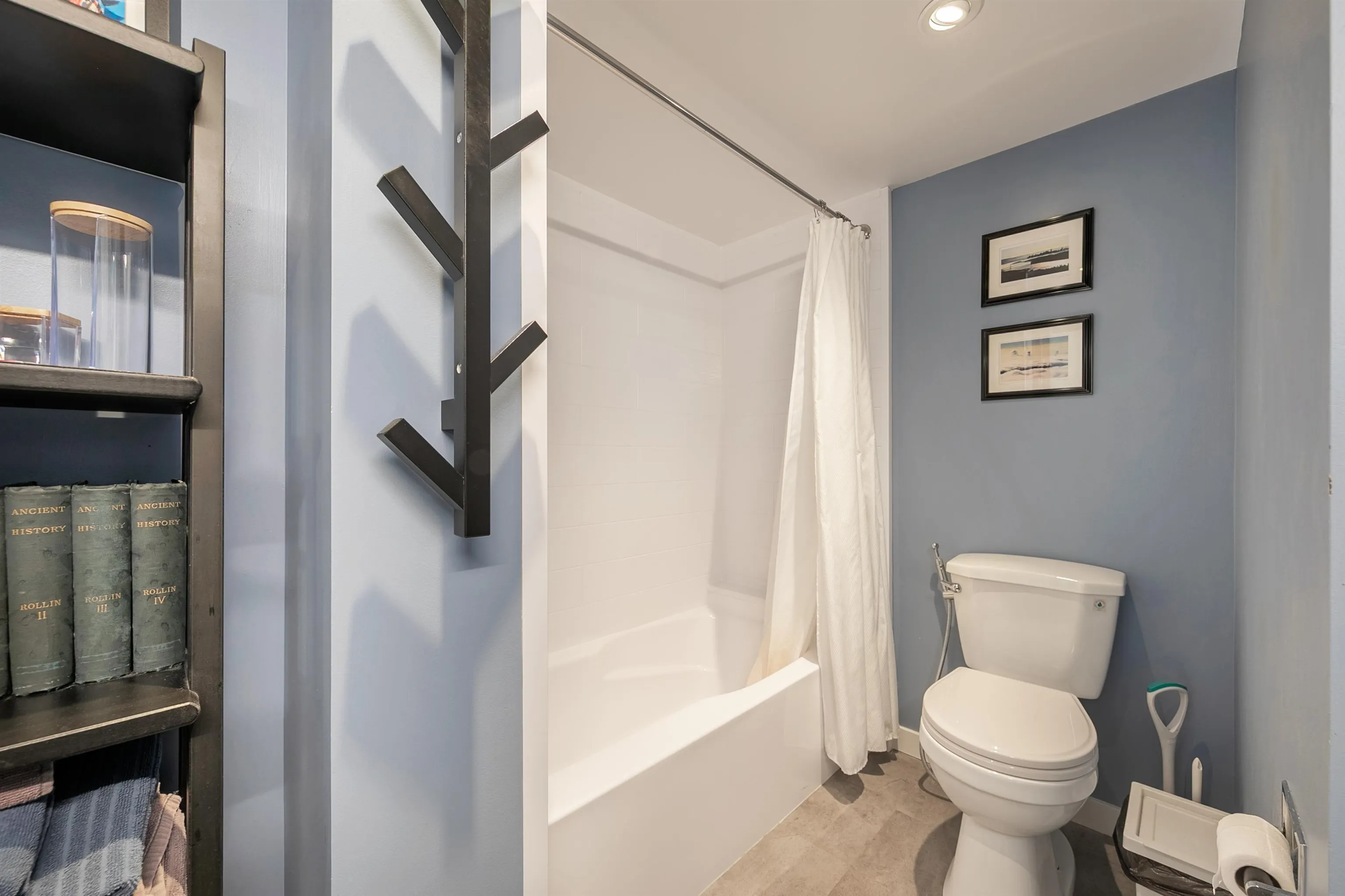 1101 615 Belmont Street