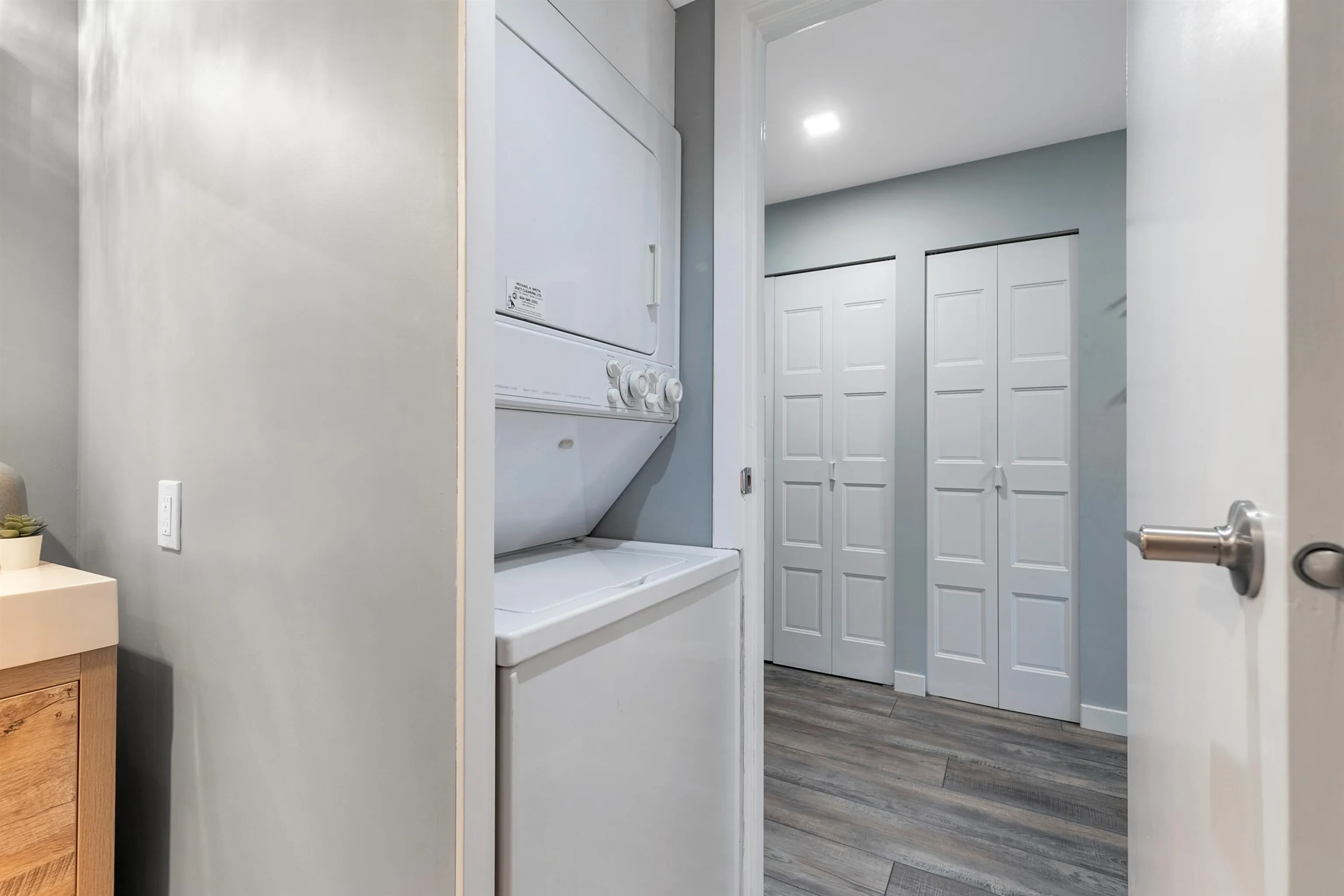 1101 615 Belmont Street