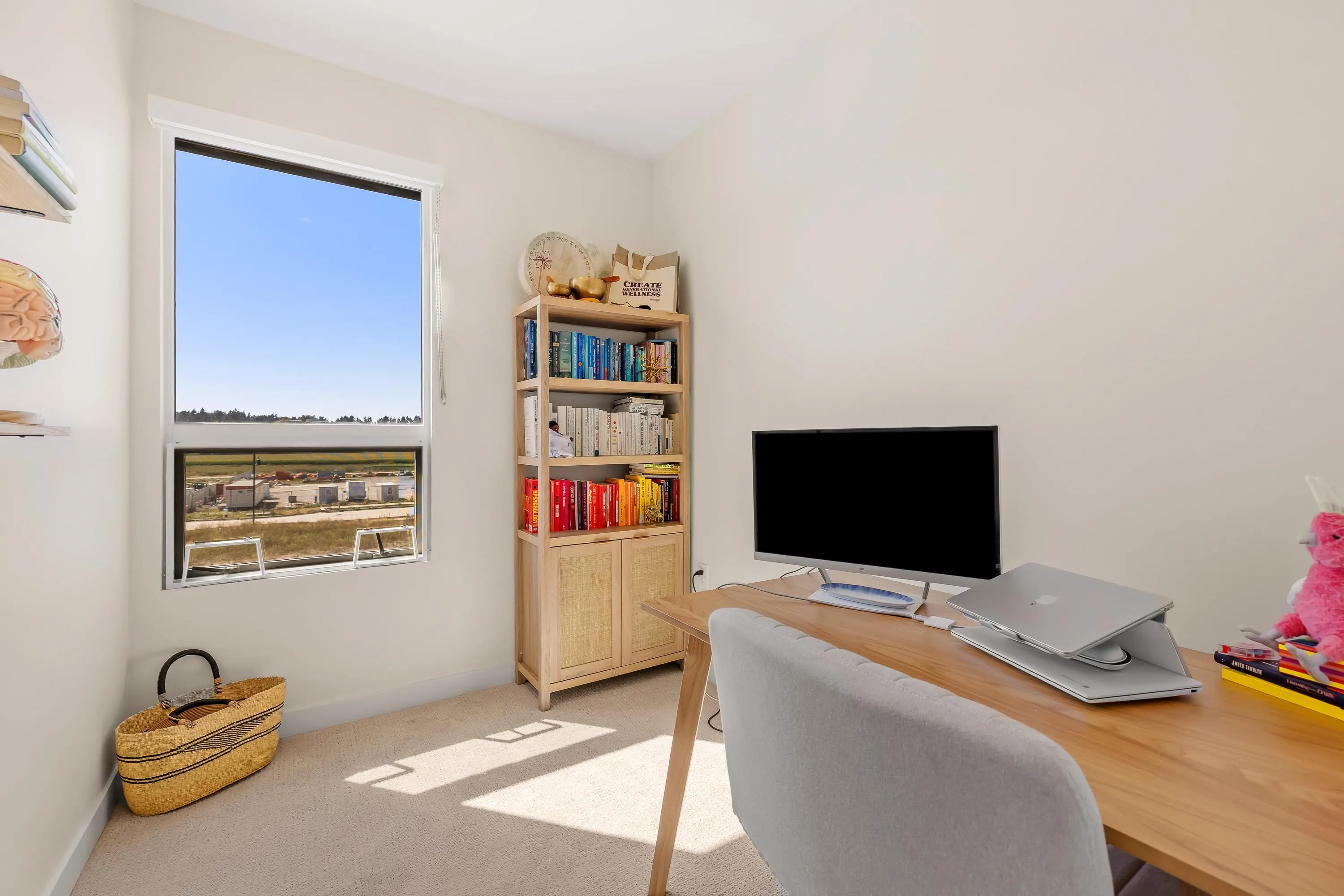 26 6340 Market Avenue