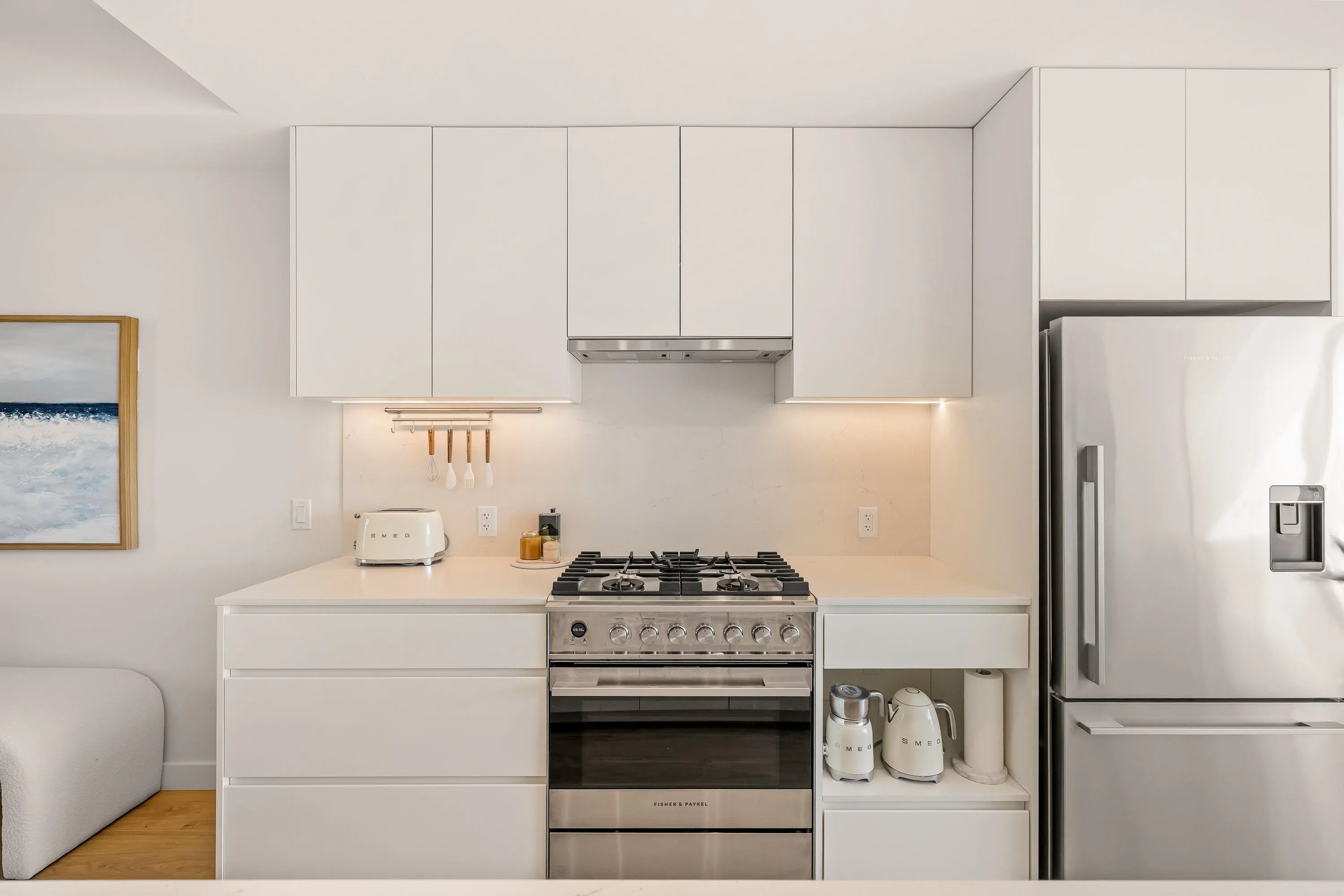 26 6340 Market Avenue