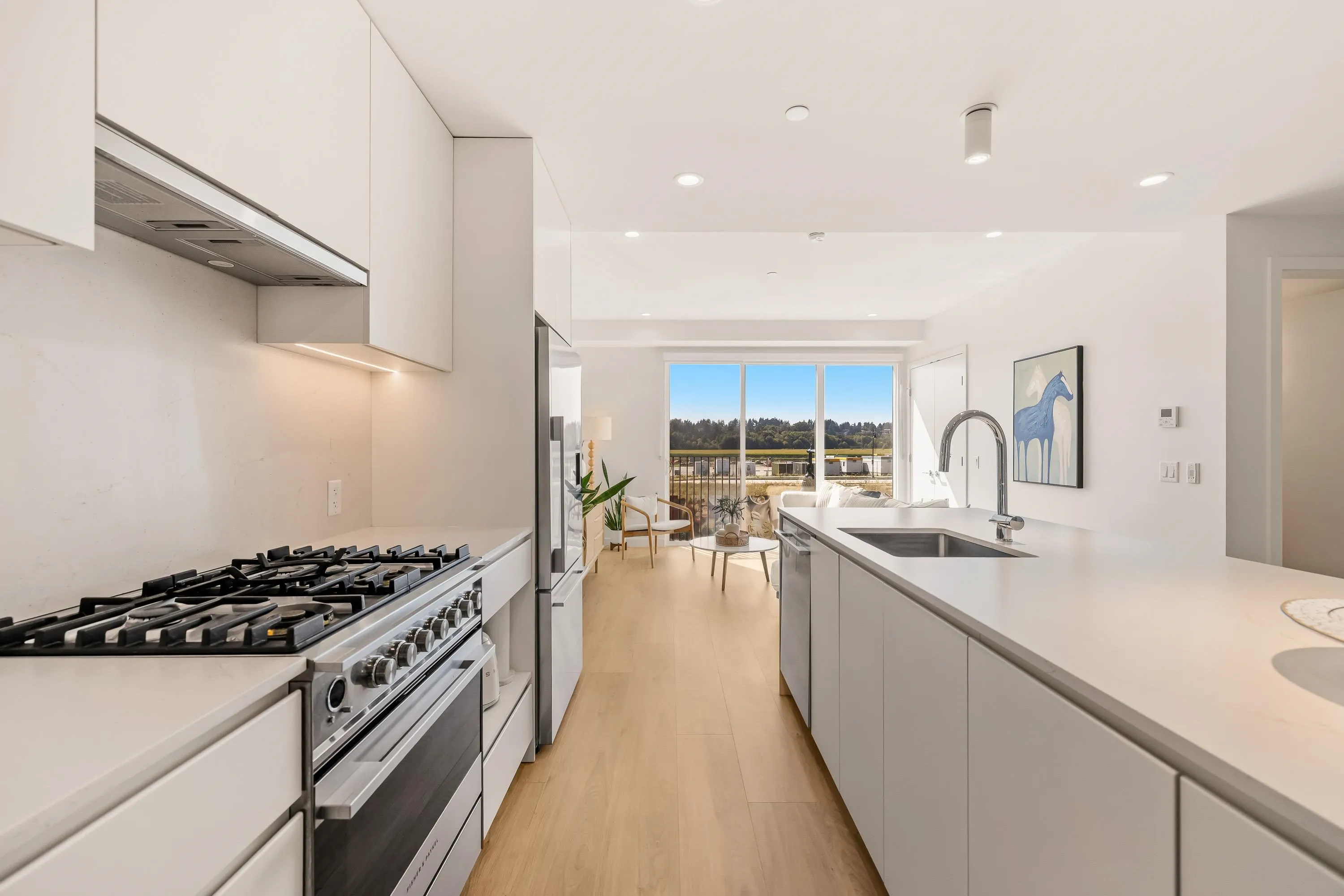 26 6340 Market Avenue