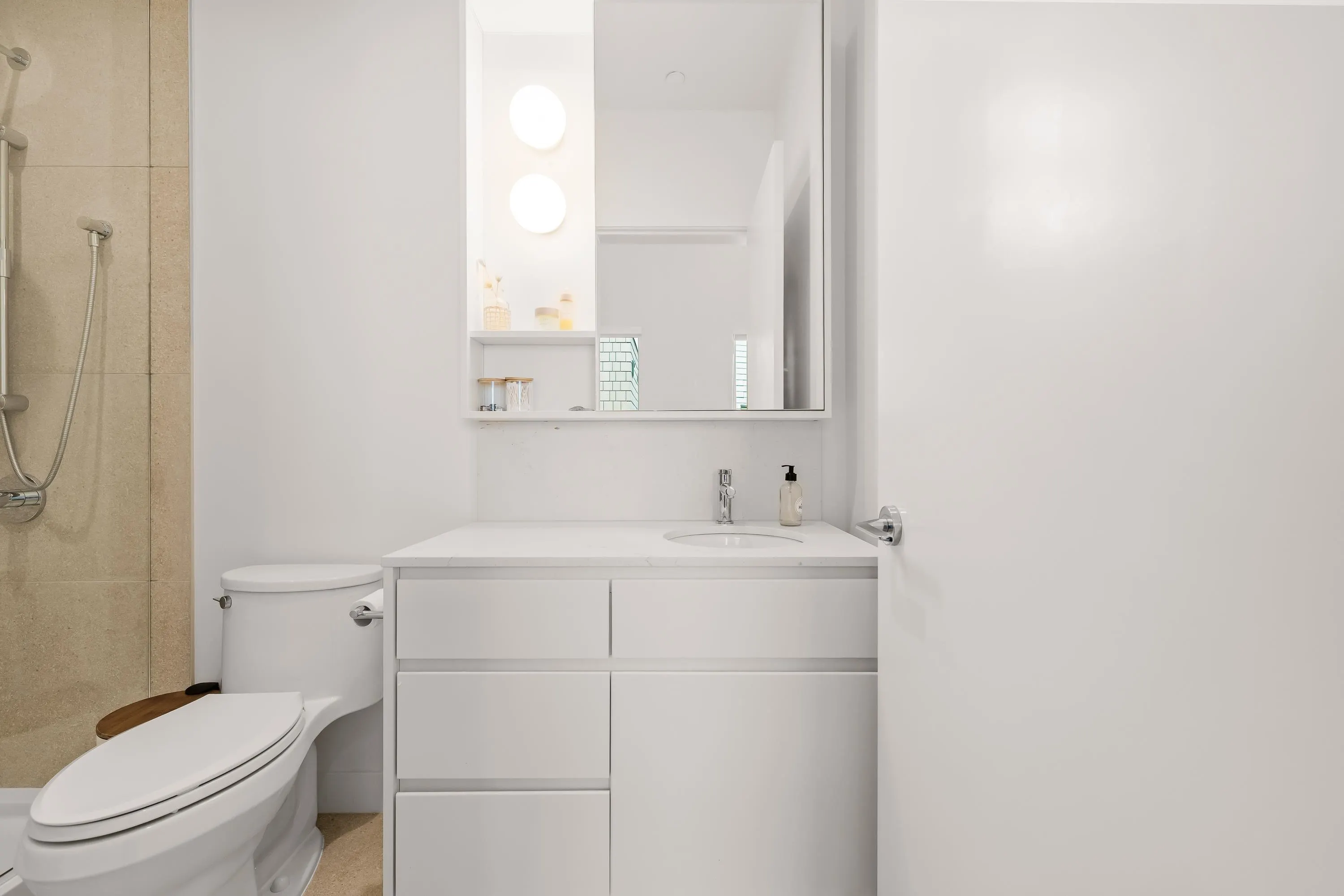 26 6340 Market Avenue