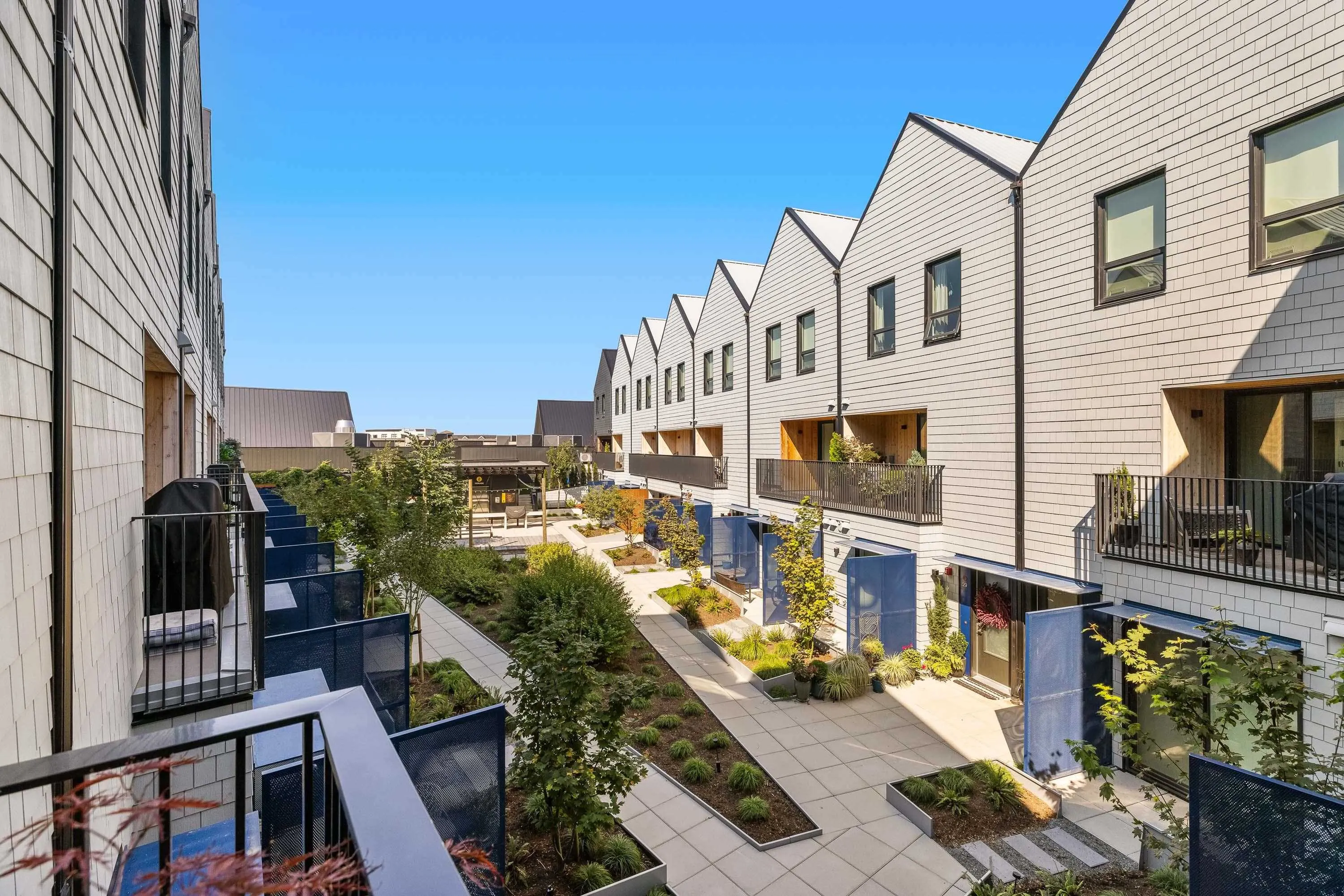 26 6340 Market Avenue