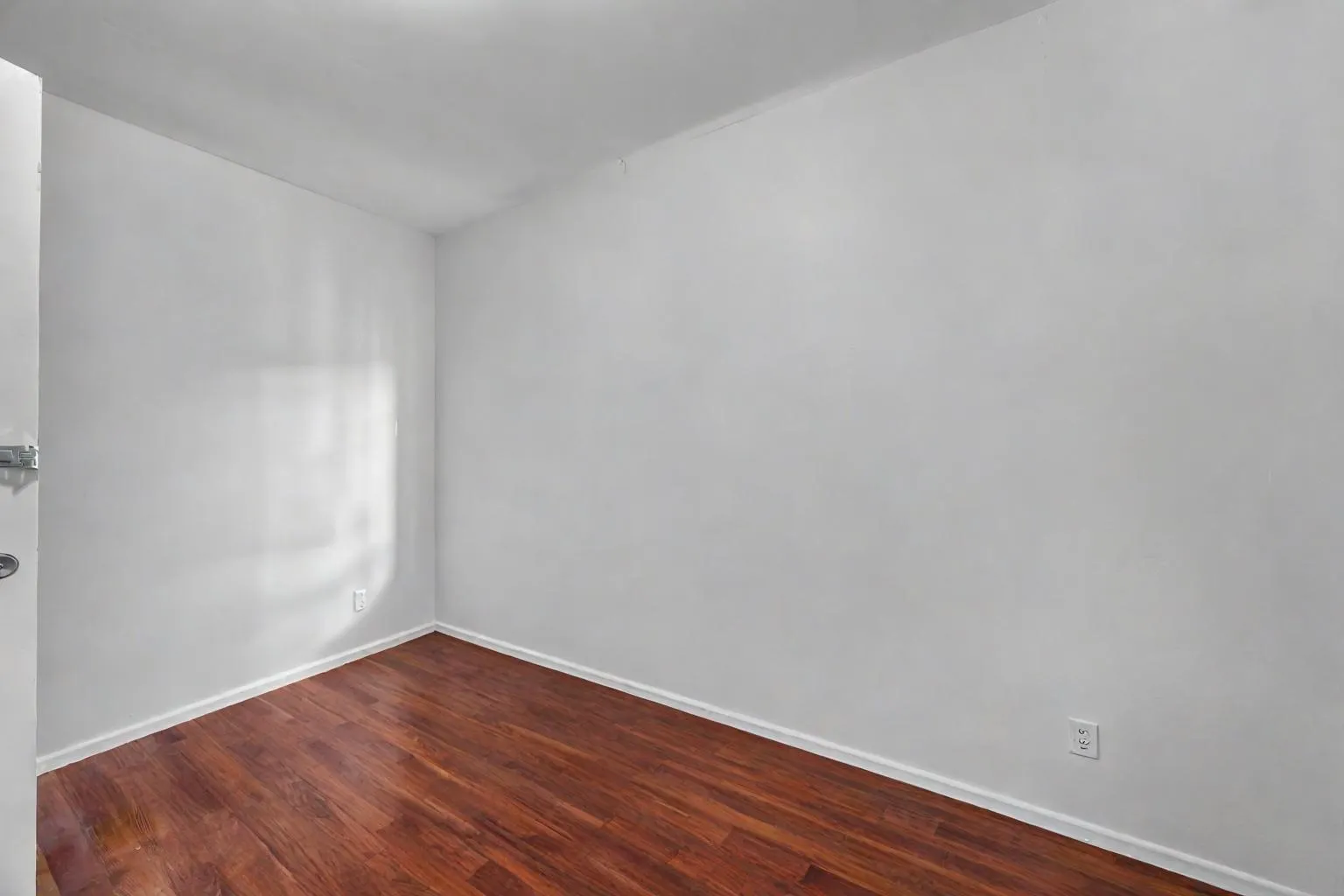 853 Maple Street