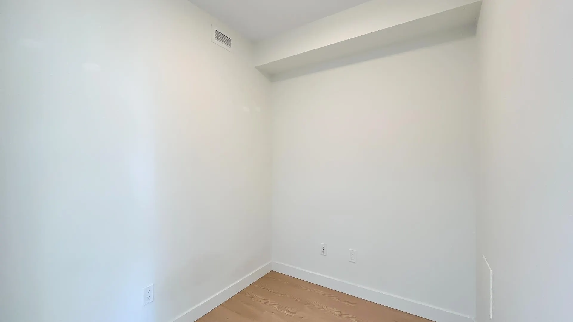1105 13750 100 Avenue