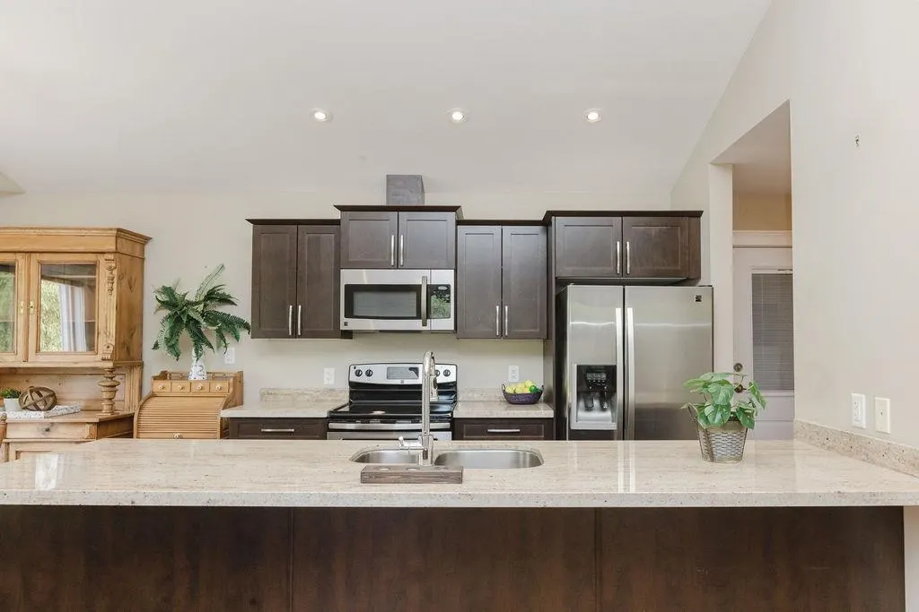 201 518 Shaw Road