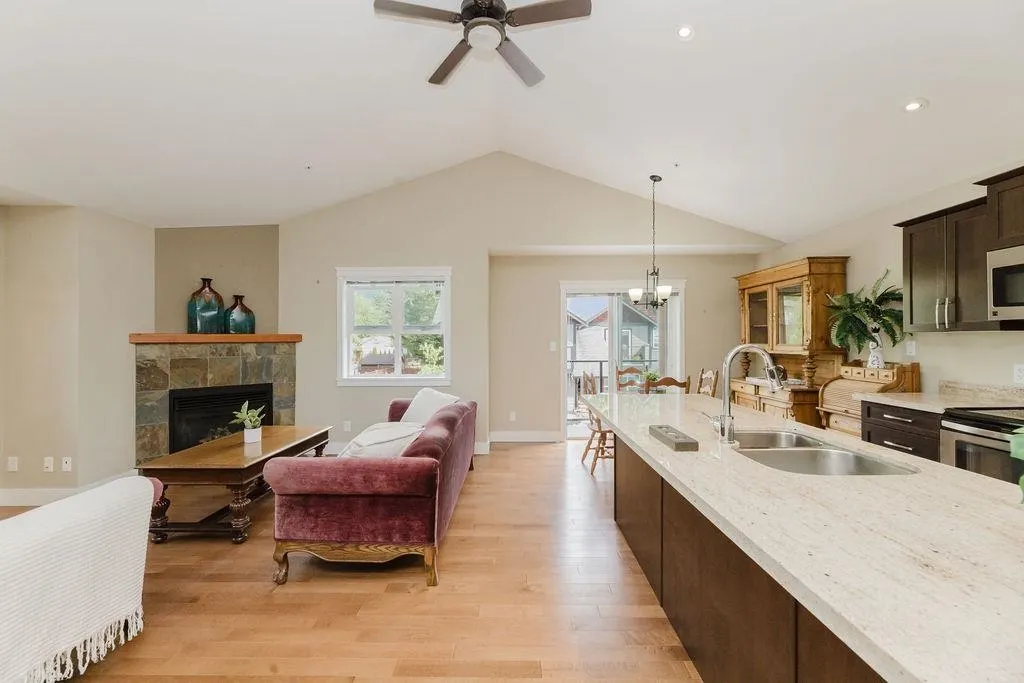 201 518 Shaw Road