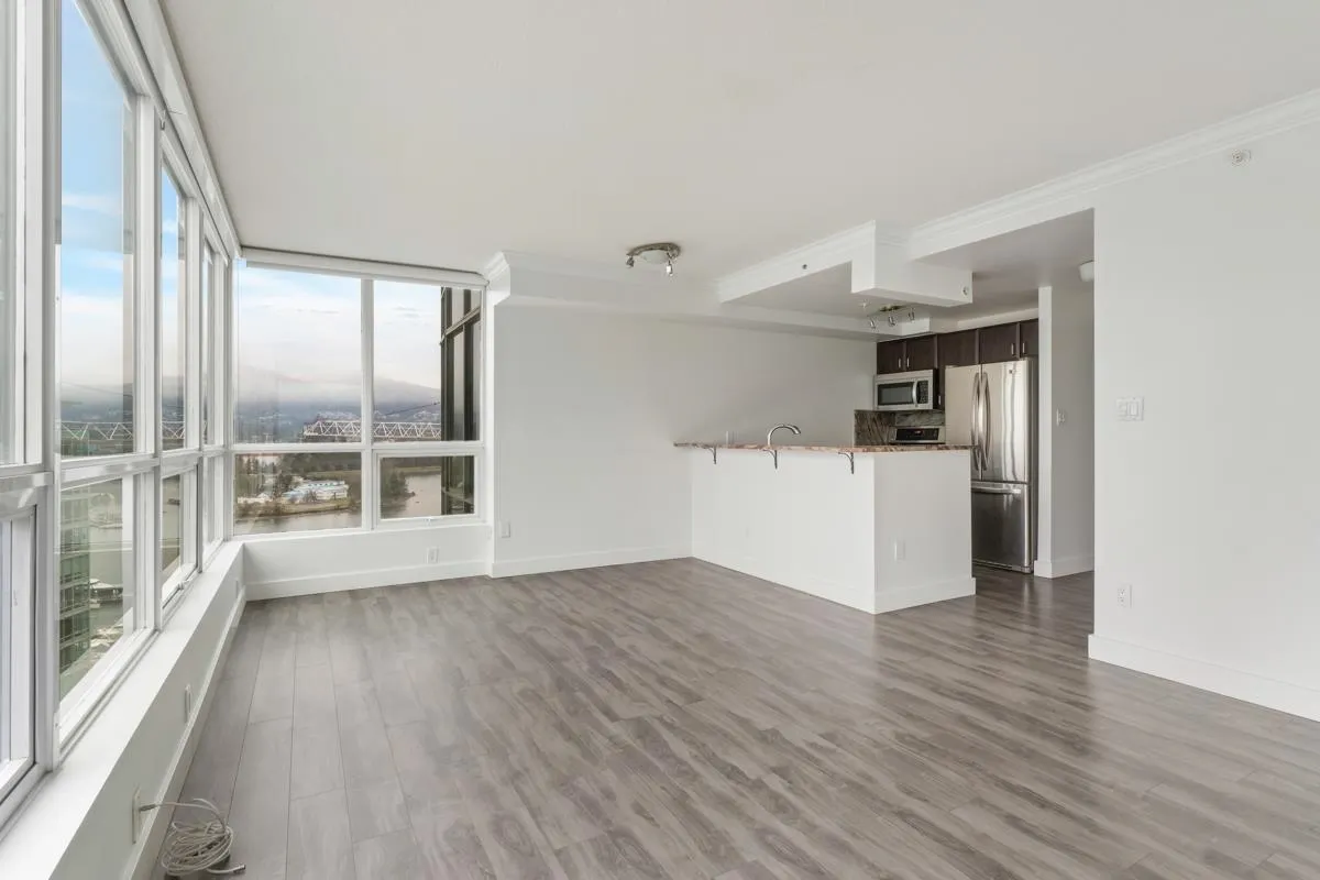 1803 588 Broughton Street