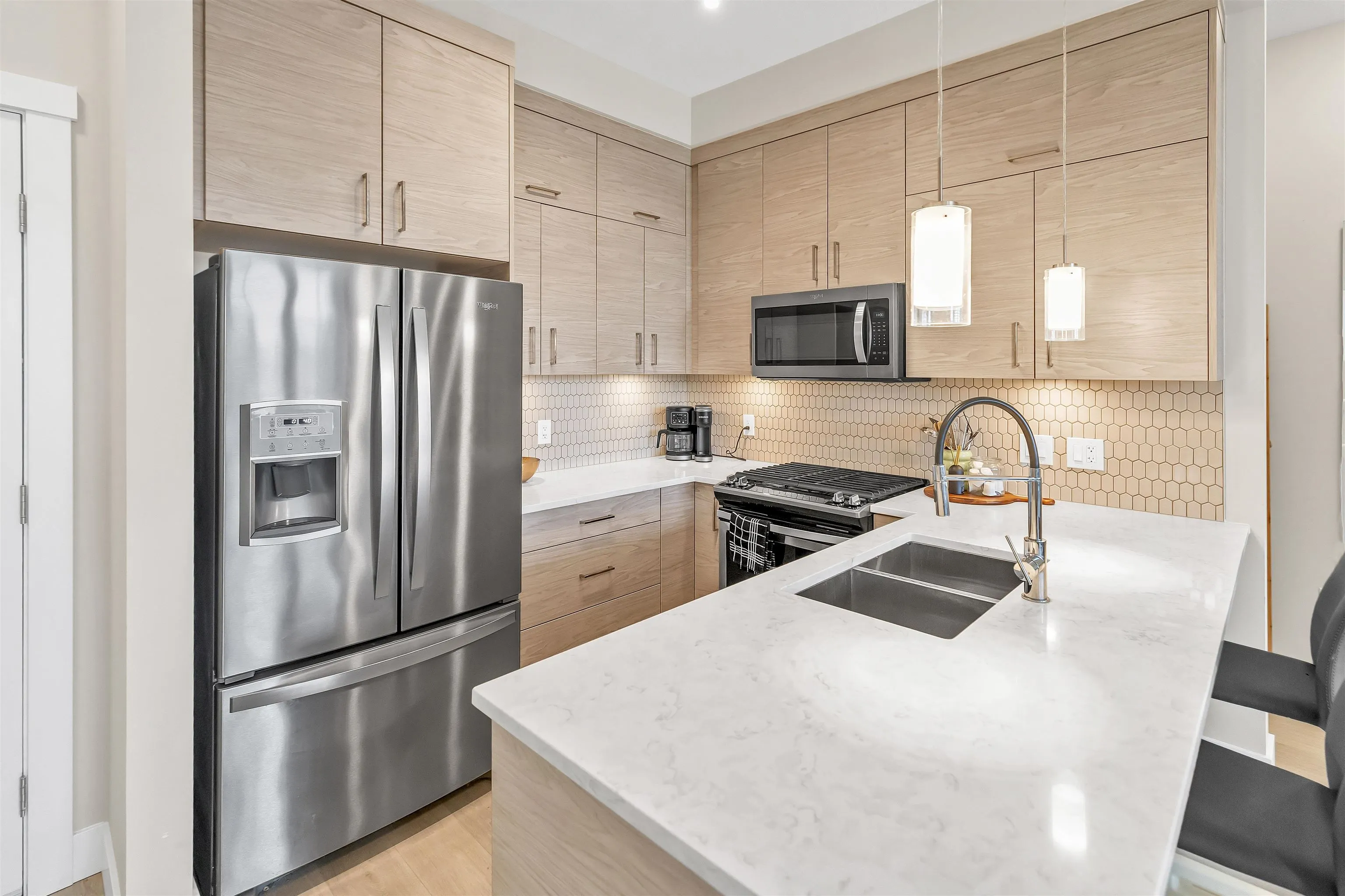 408 2120 Gladwin Road Road