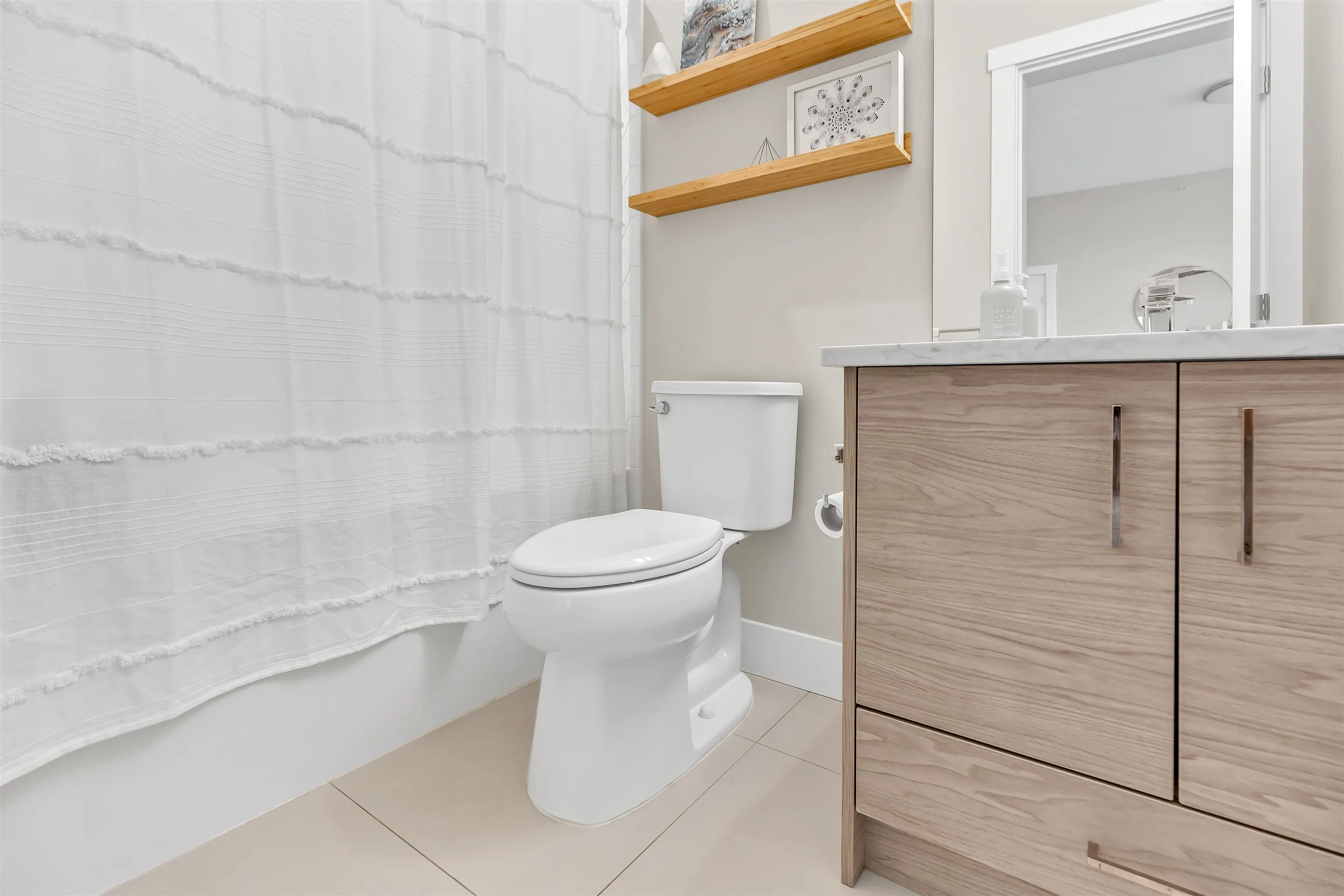 408 2120 Gladwin Road Road