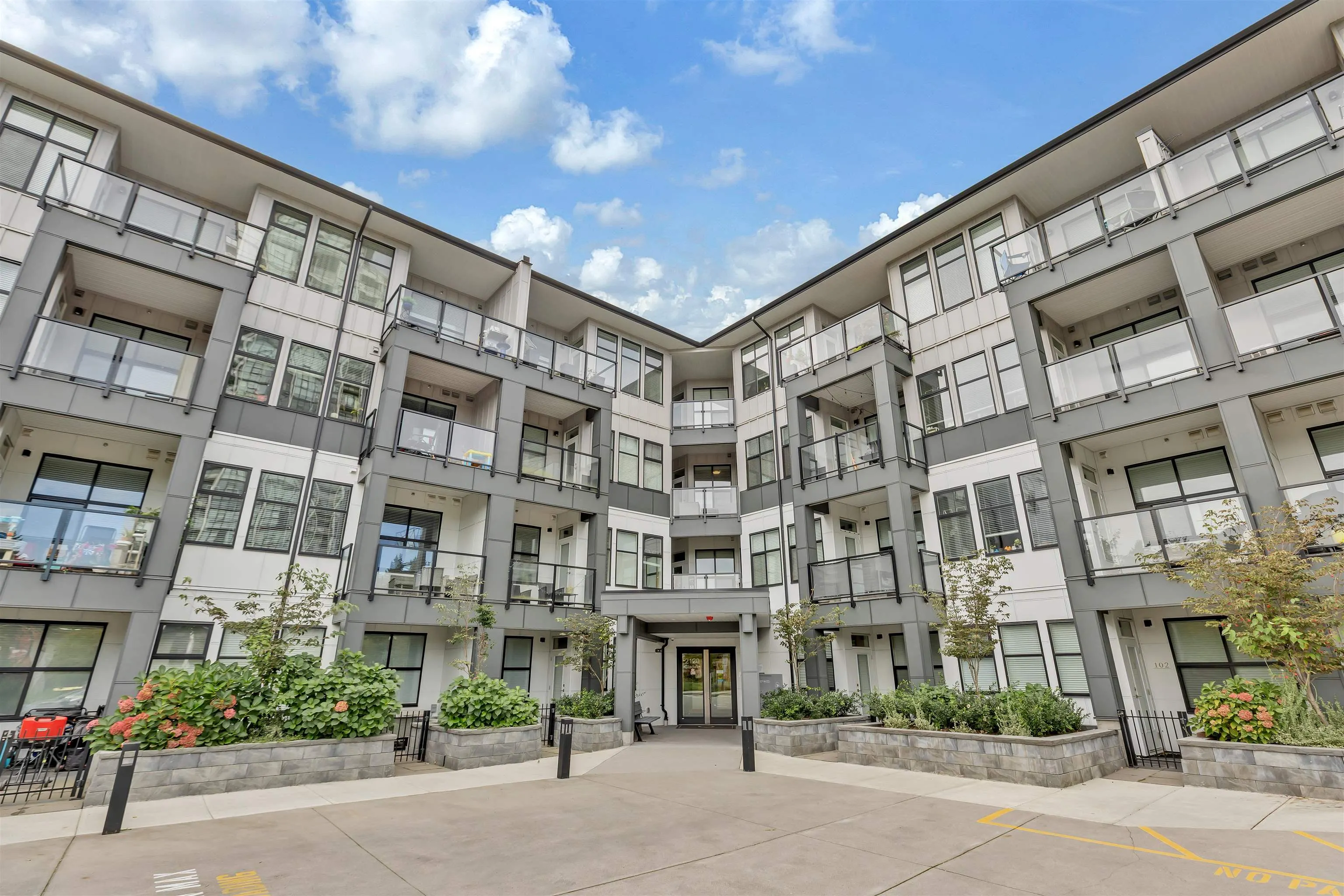 408 2120 Gladwin Road Road