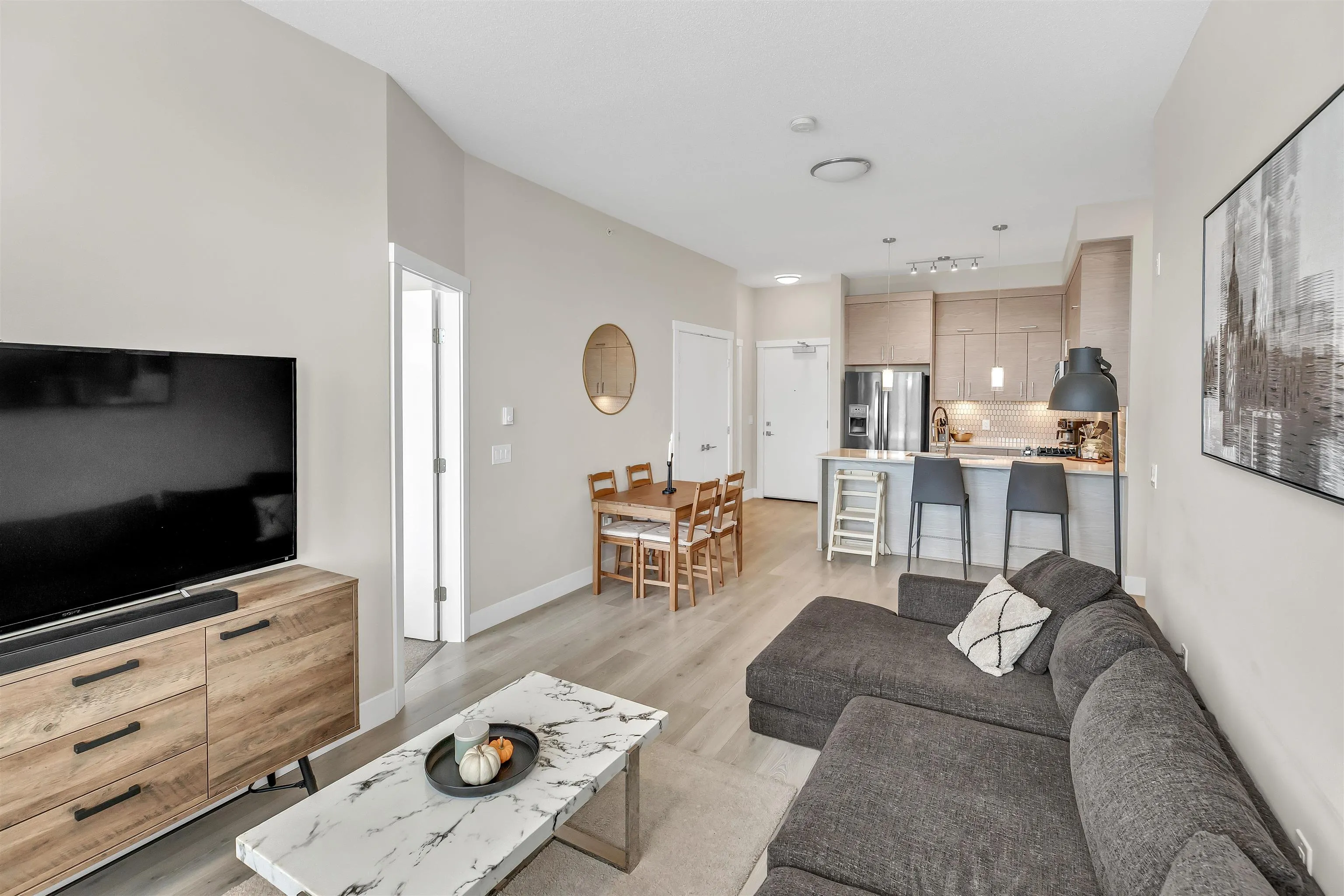 408 2120 Gladwin Road Road