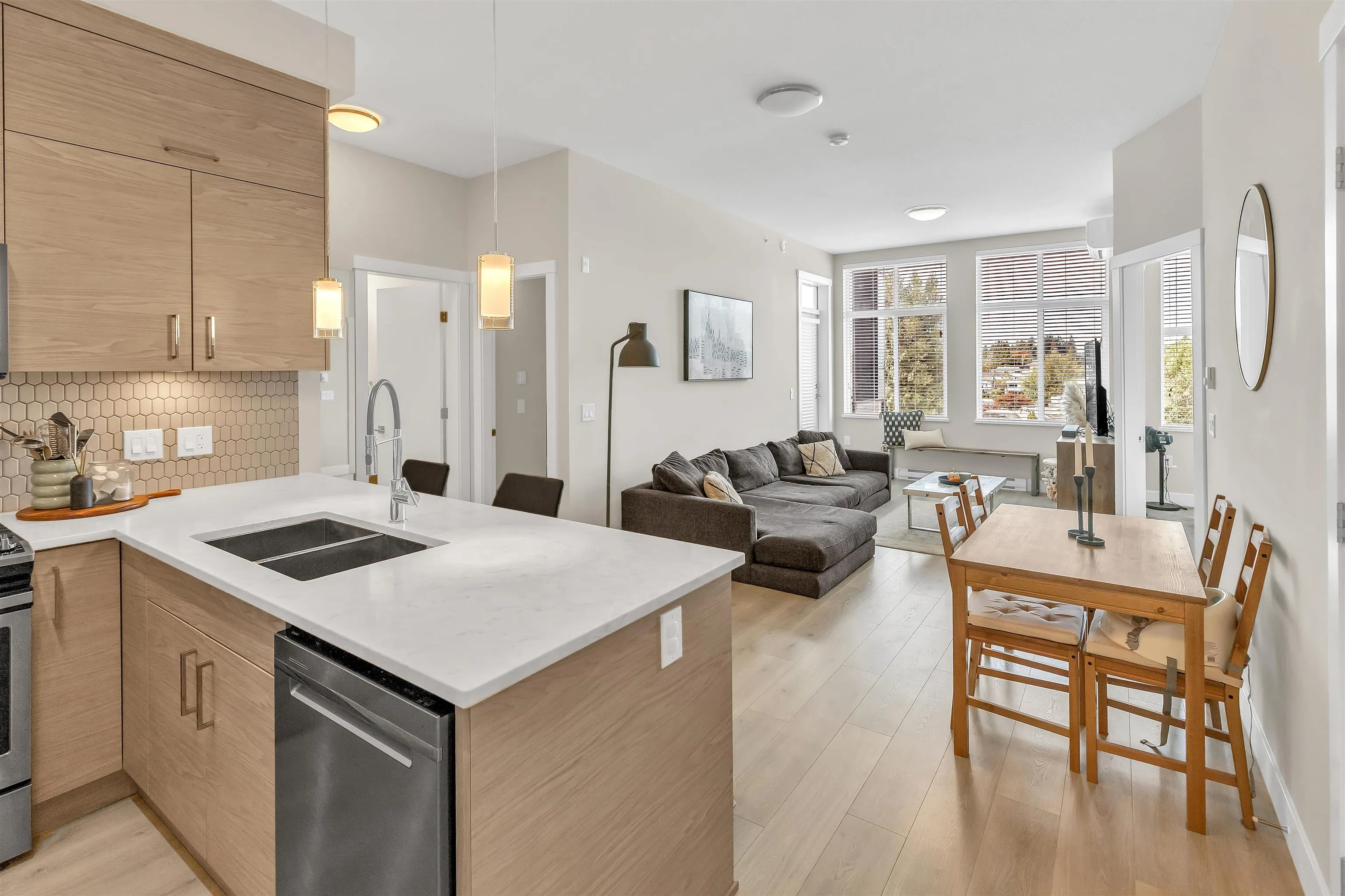 408 2120 Gladwin Road Road