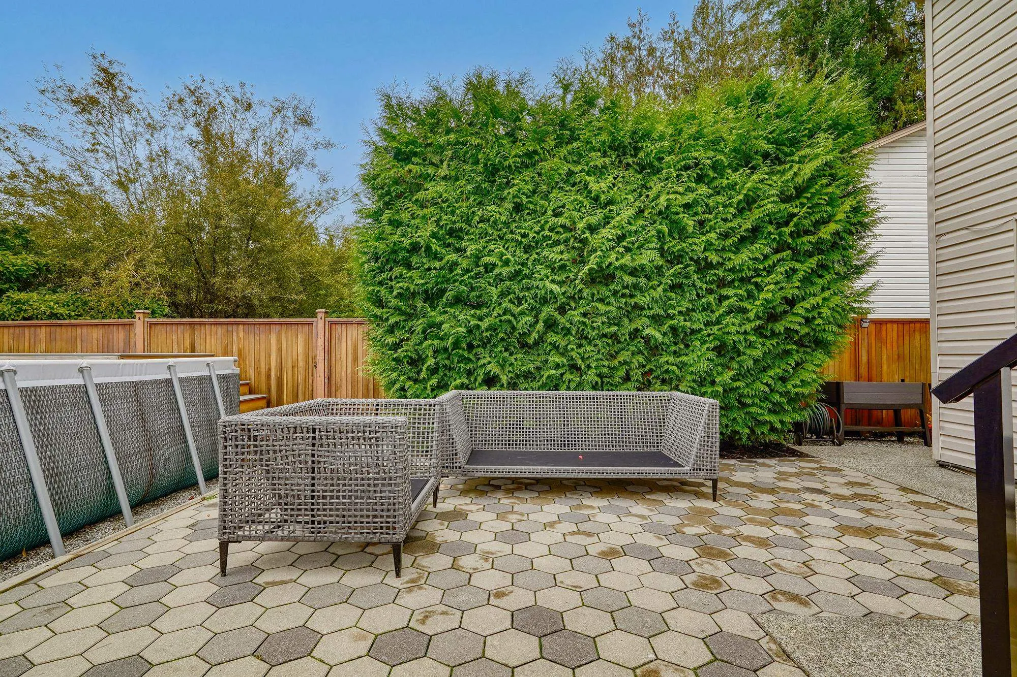 24810 118b Avenue