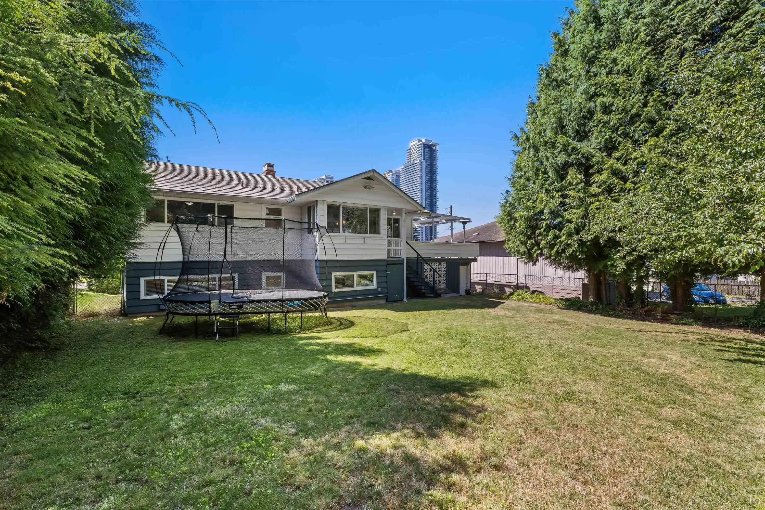 525 Appian Way