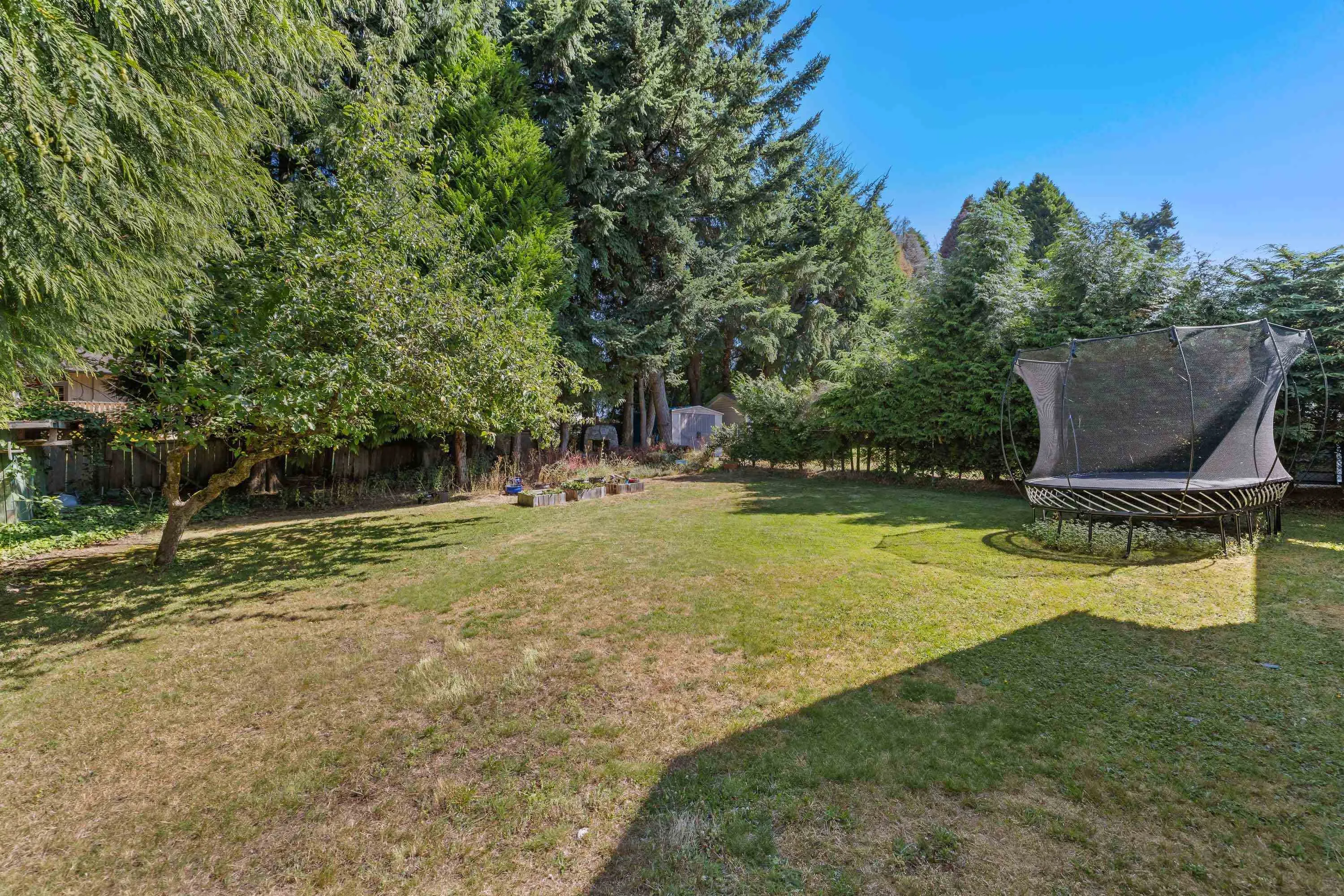525 Appian Way