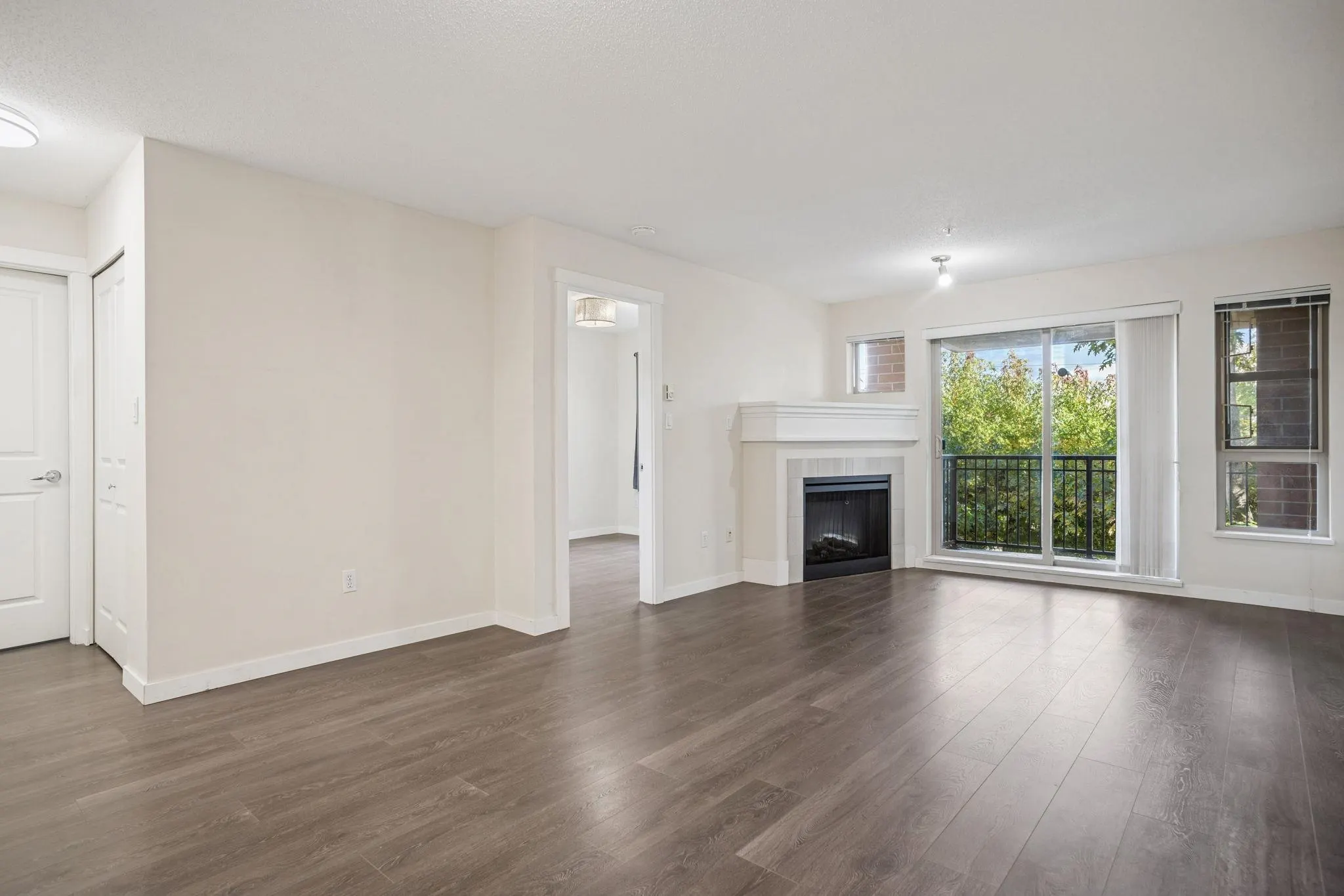 1215 5115 Garden City Road
