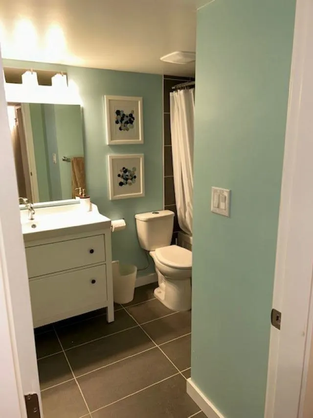 Basement 24410 112a Avenue