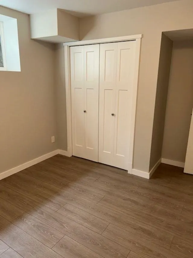 Basement 24410 112a Avenue