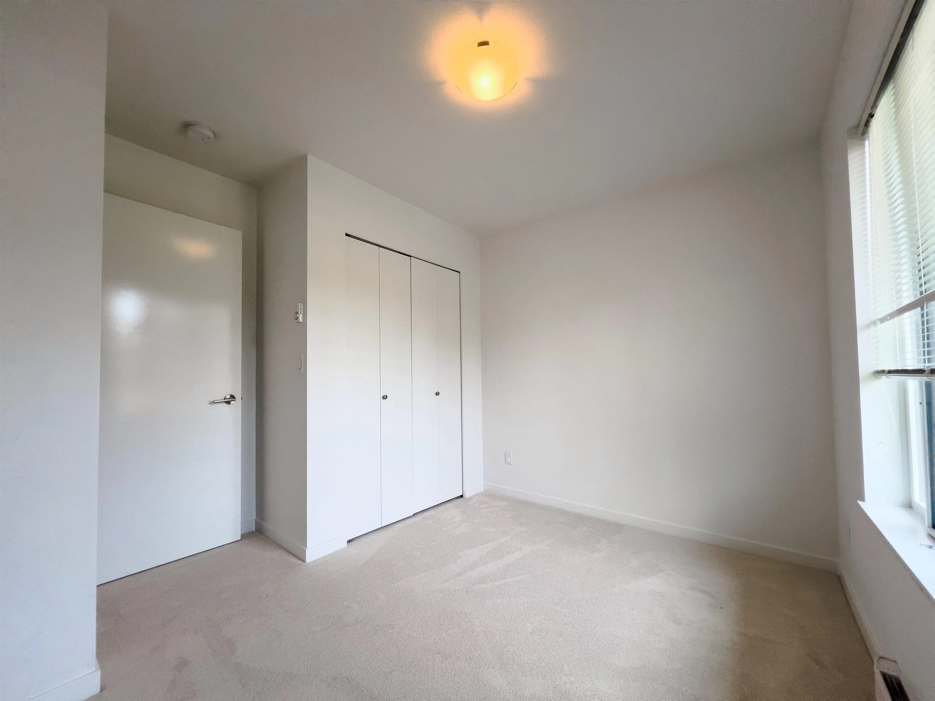 203 18505 Laurensen Place