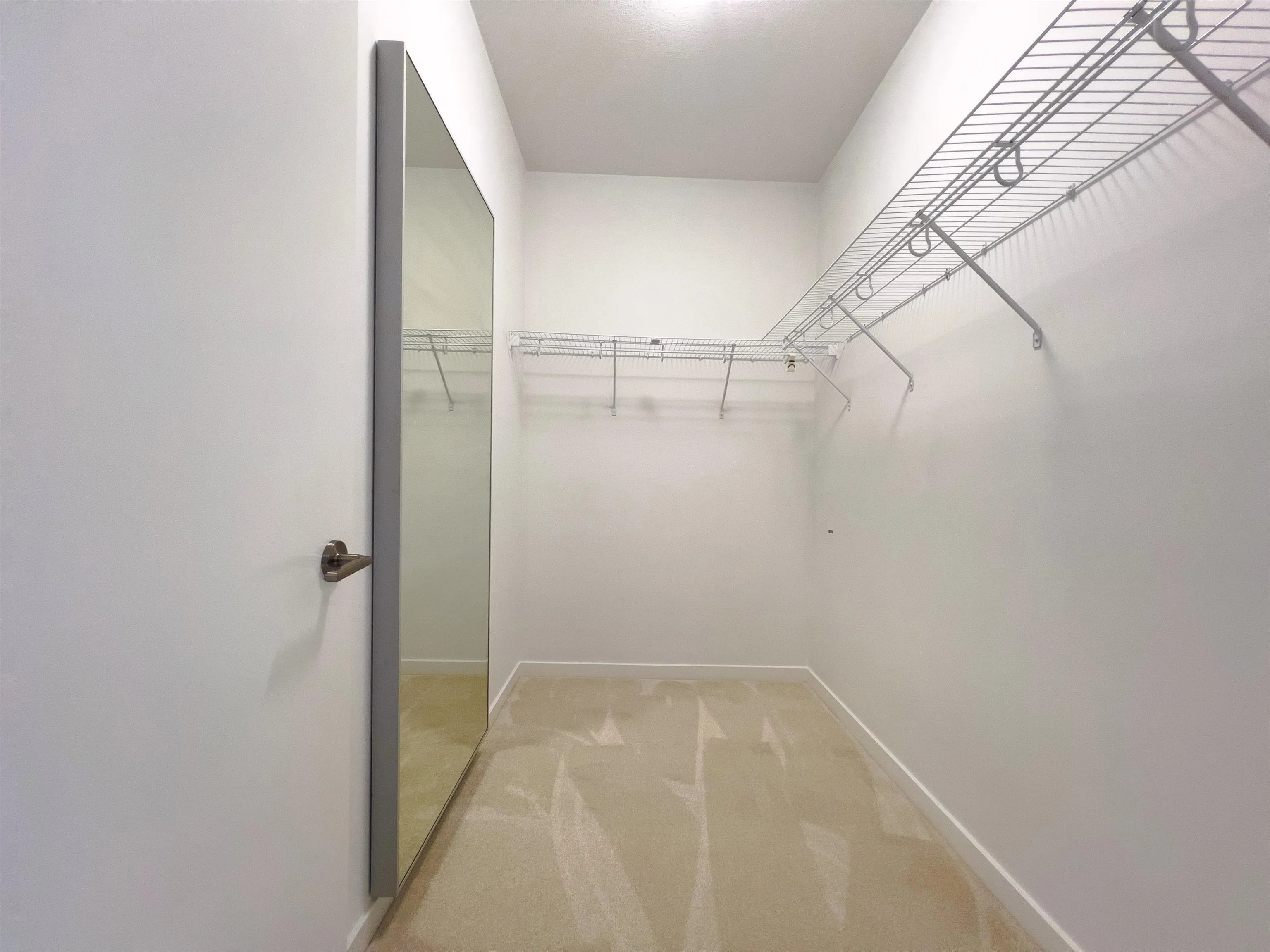 203 18505 Laurensen Place