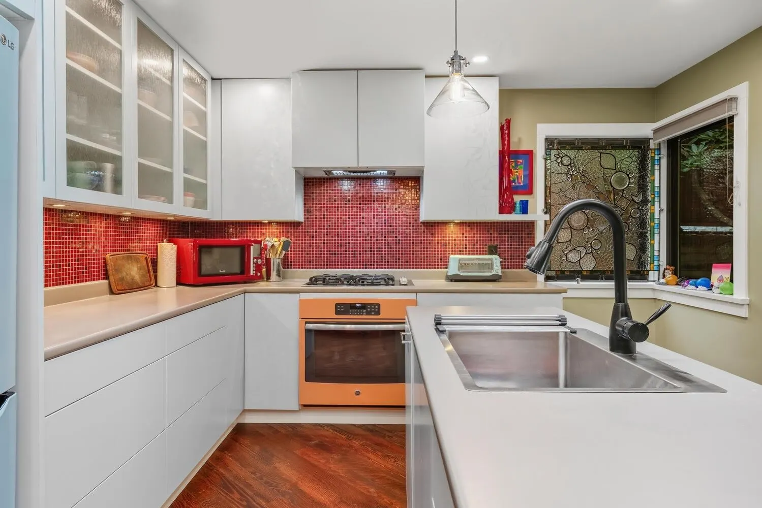 2336 Treetop Lane