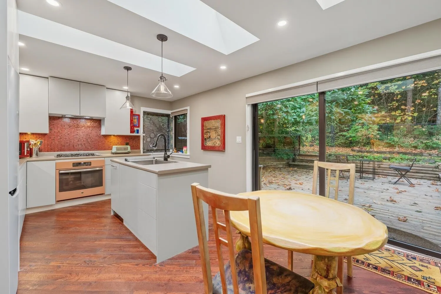 2336 Treetop Lane