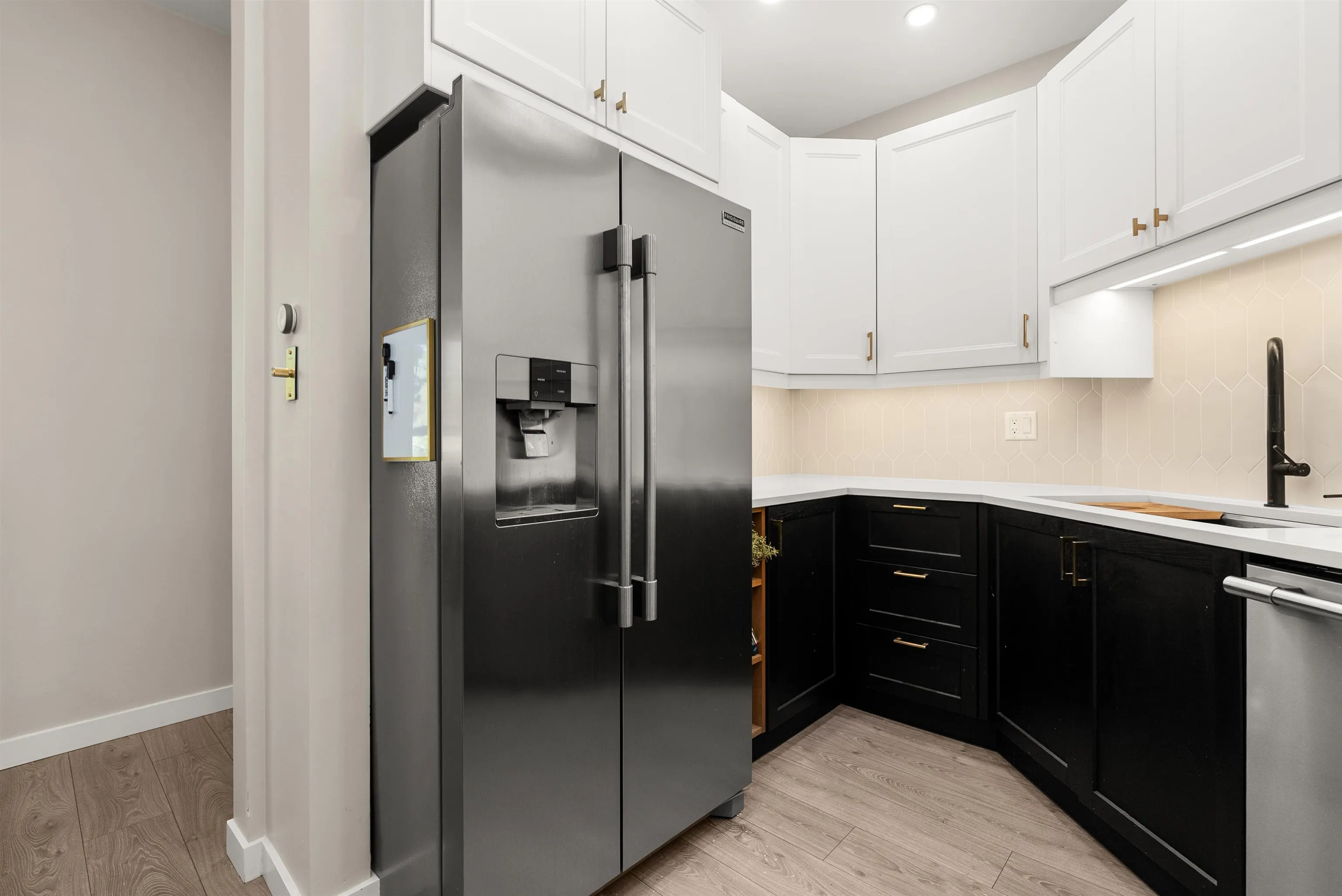 301 1150 Quayside Drive